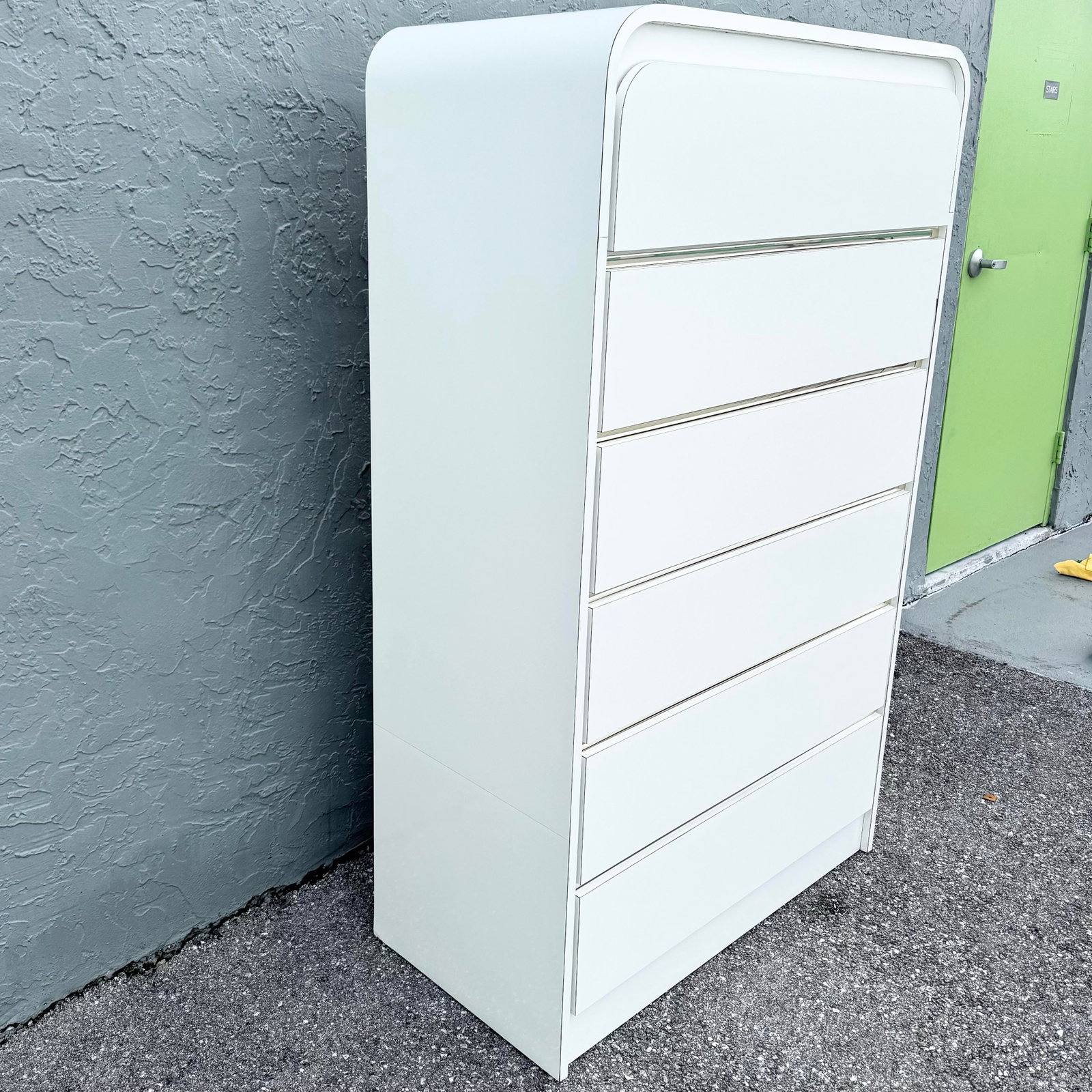 Postmodern White Gloss Laminate Waterfall Highboy Dresser - 4