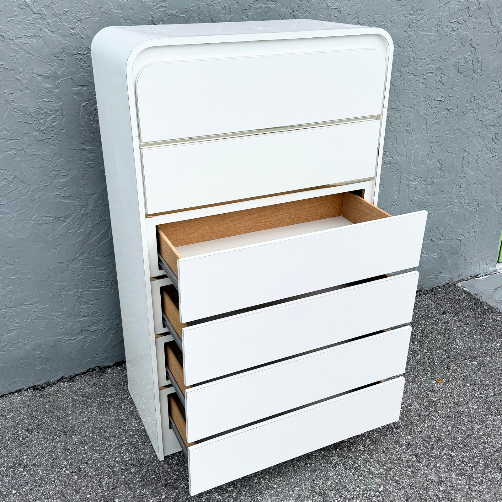 Postmodern White Gloss Laminate Waterfall Highboy Dresser - 7