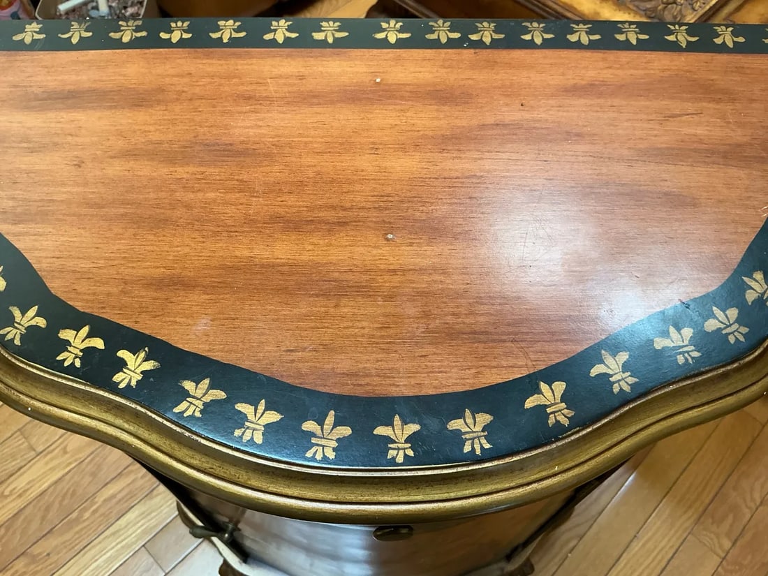 French-Inspired Reproduction Demilune Cabinet With Gold Fleur-De-Lis Motif - 5