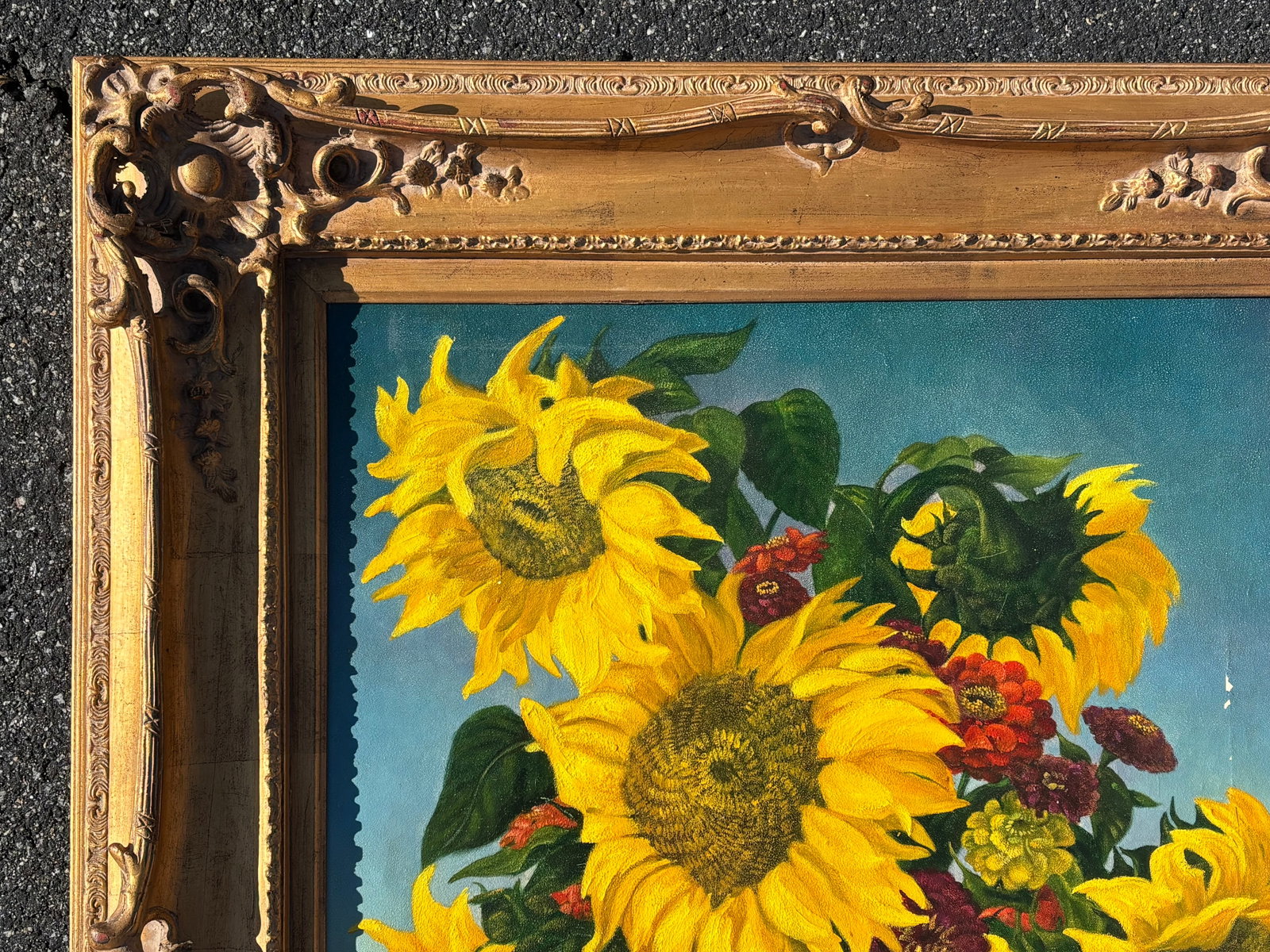Sun Flowers - 20th C. Original Oil on Canvas in Exceptional Gilt Frame - 11