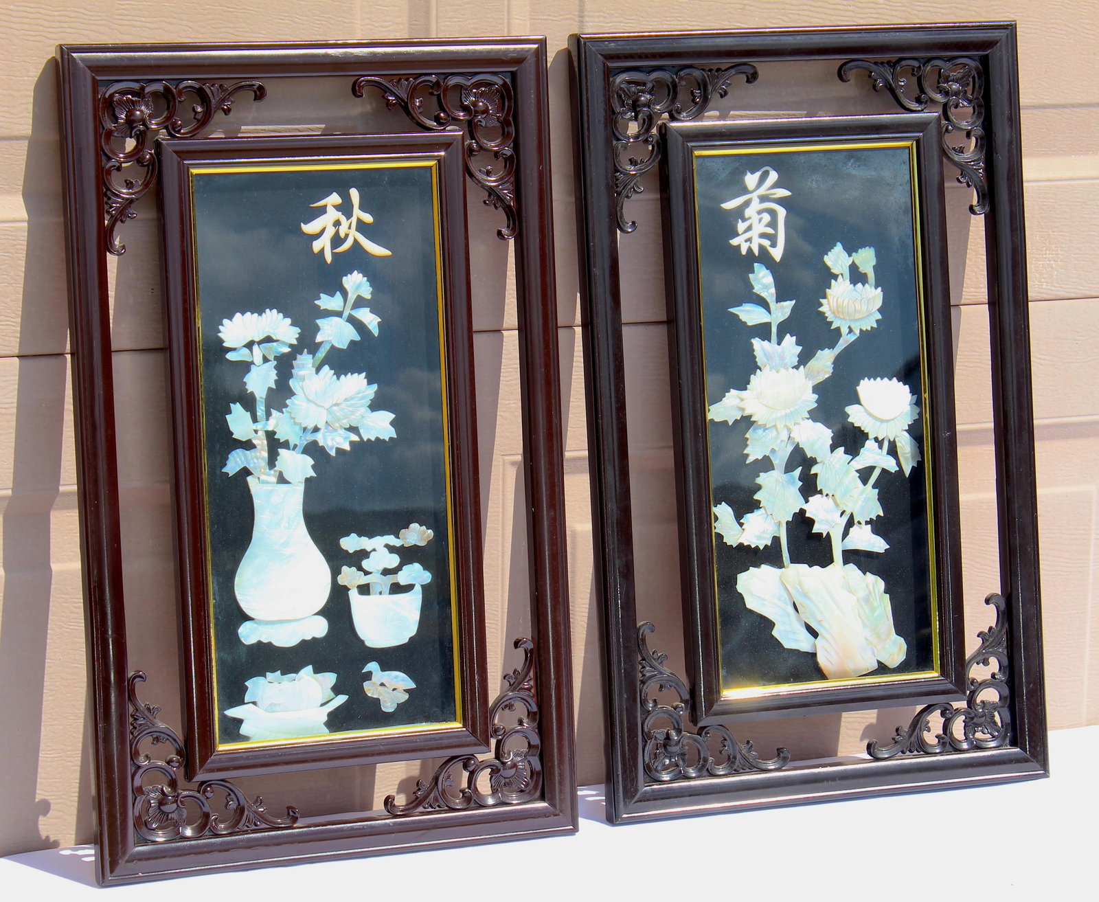 Vintage Chinese Mother-of-Pearl Inlay Chrysanthemum Wall Panels - Ornate Carved Wood Frames - Chinoi - 2