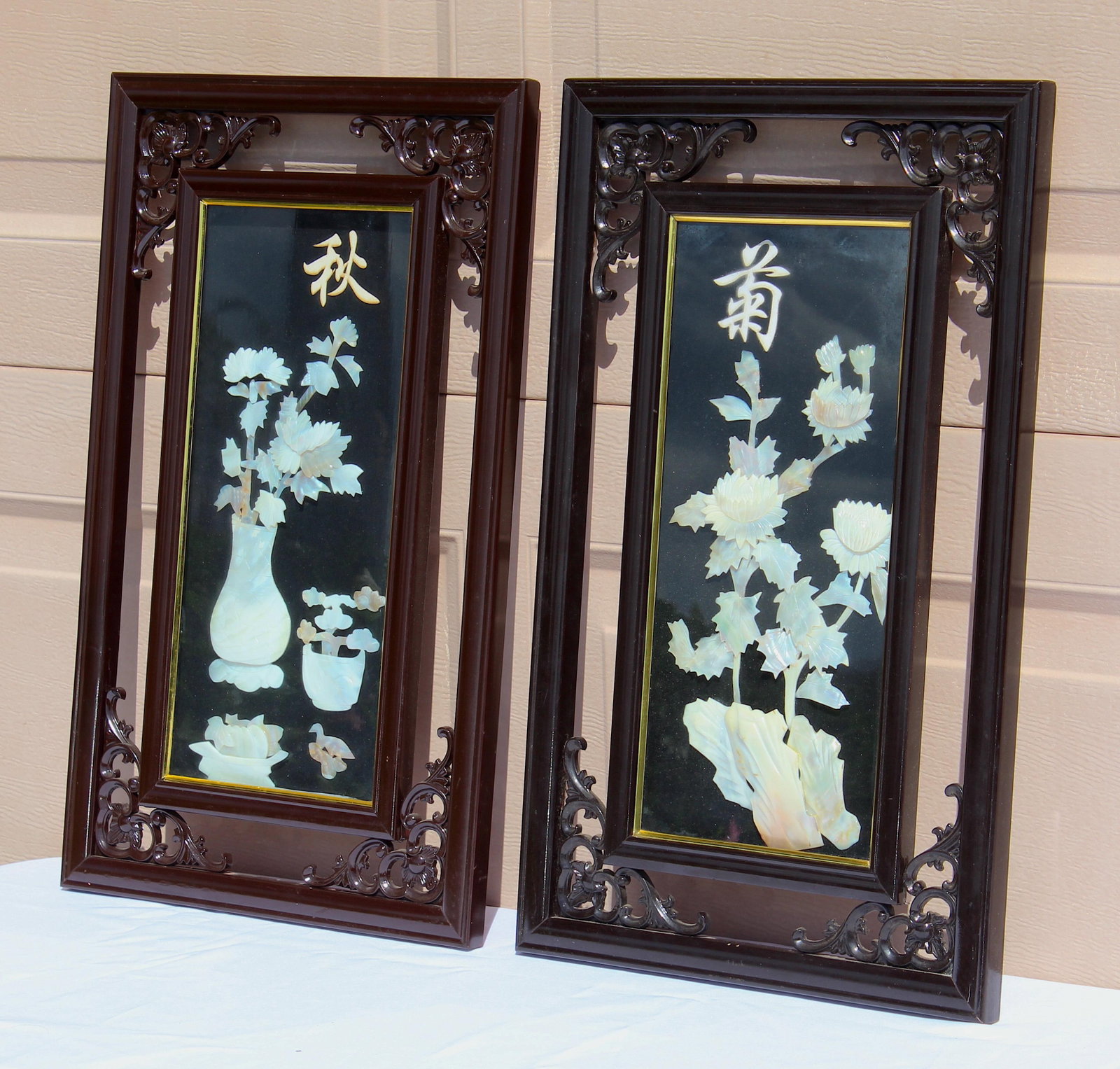 Vintage Chinese Mother-of-Pearl Inlay Chrysanthemum Wall Panels - Ornate Carved Wood Frames - Chinoi - 3