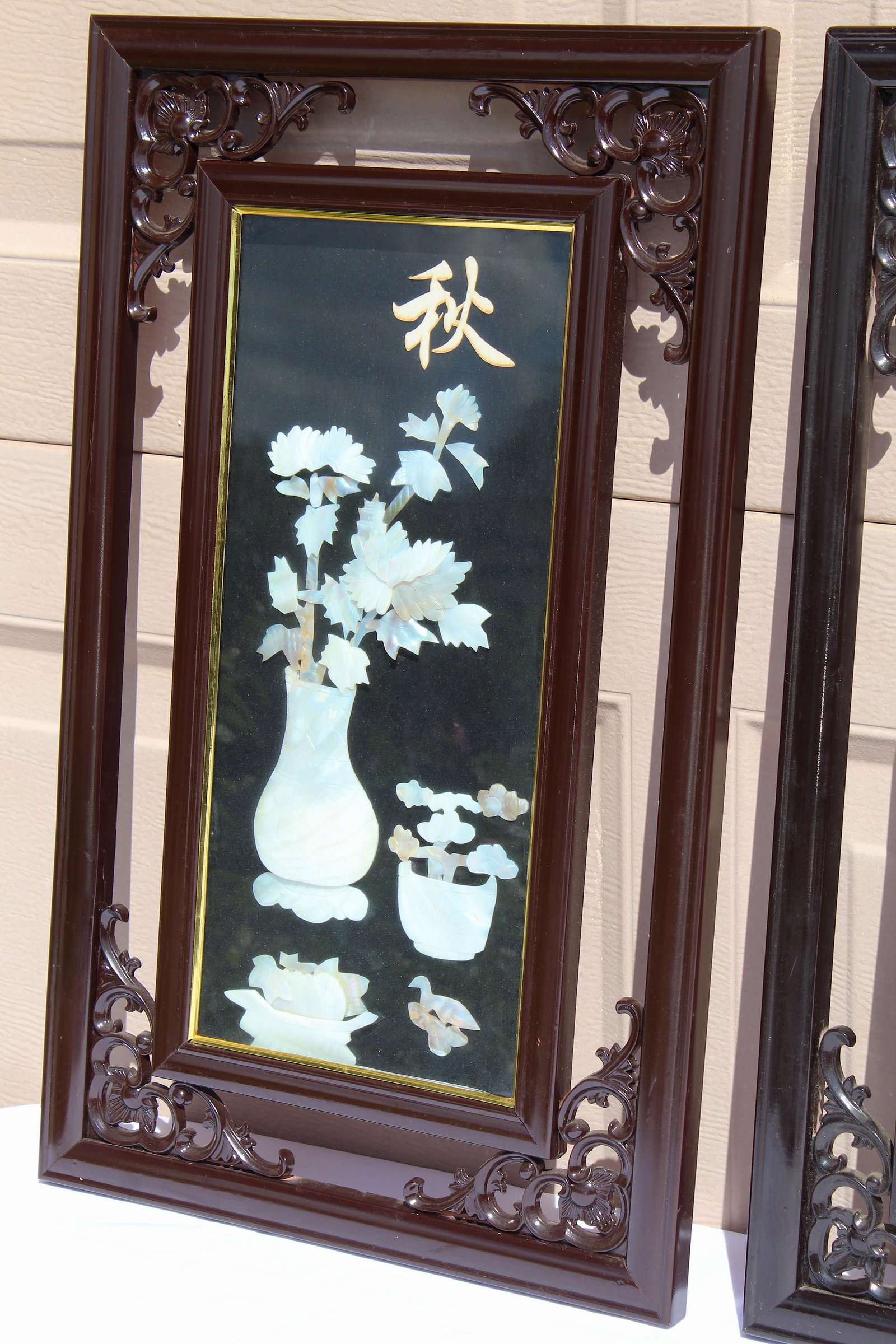 Vintage Chinese Mother-of-Pearl Inlay Chrysanthemum Wall Panels - Ornate Carved Wood Frames - Chinoi - 4