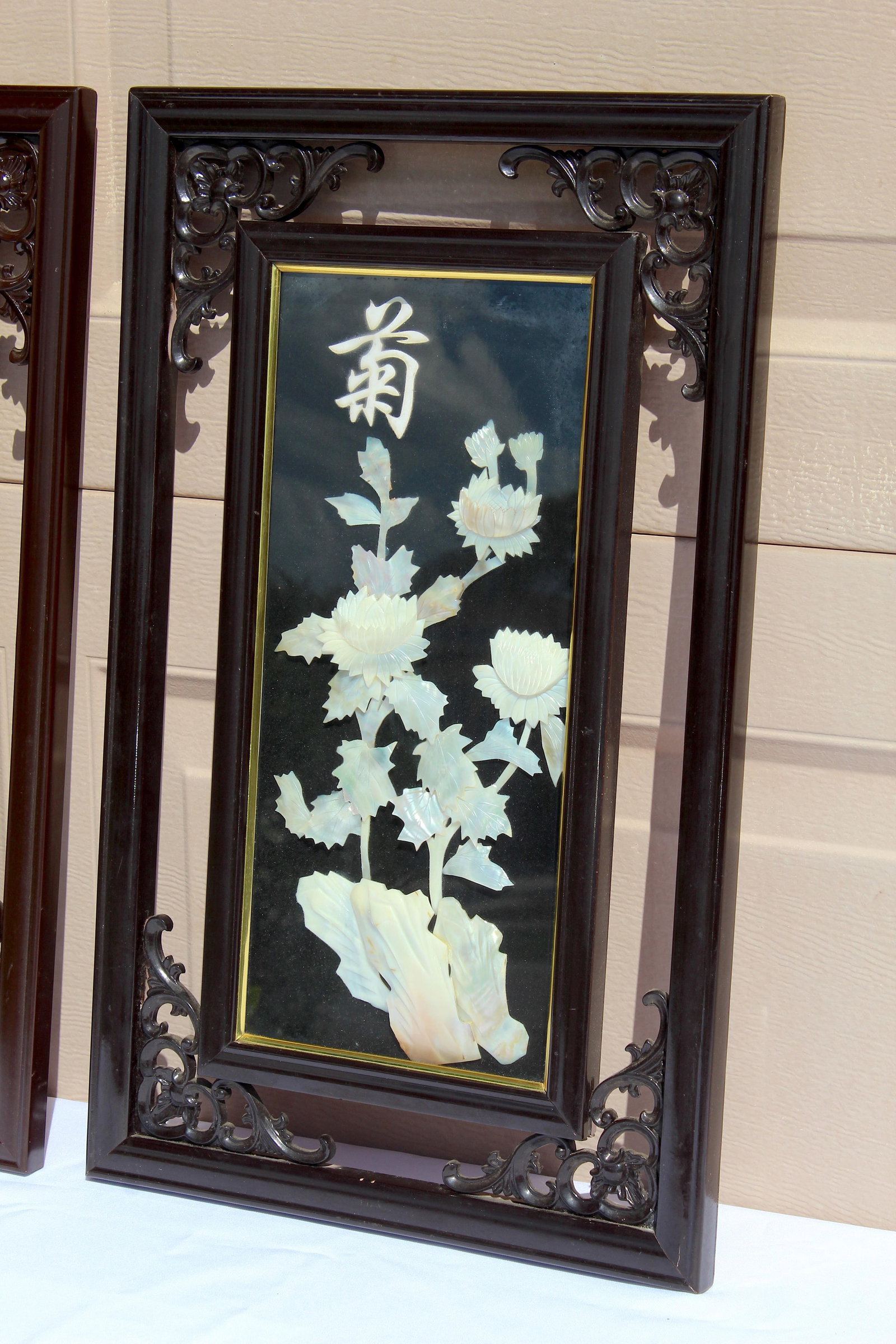 Vintage Chinese Mother-of-Pearl Inlay Chrysanthemum Wall Panels - Ornate Carved Wood Frames - Chinoi - 6