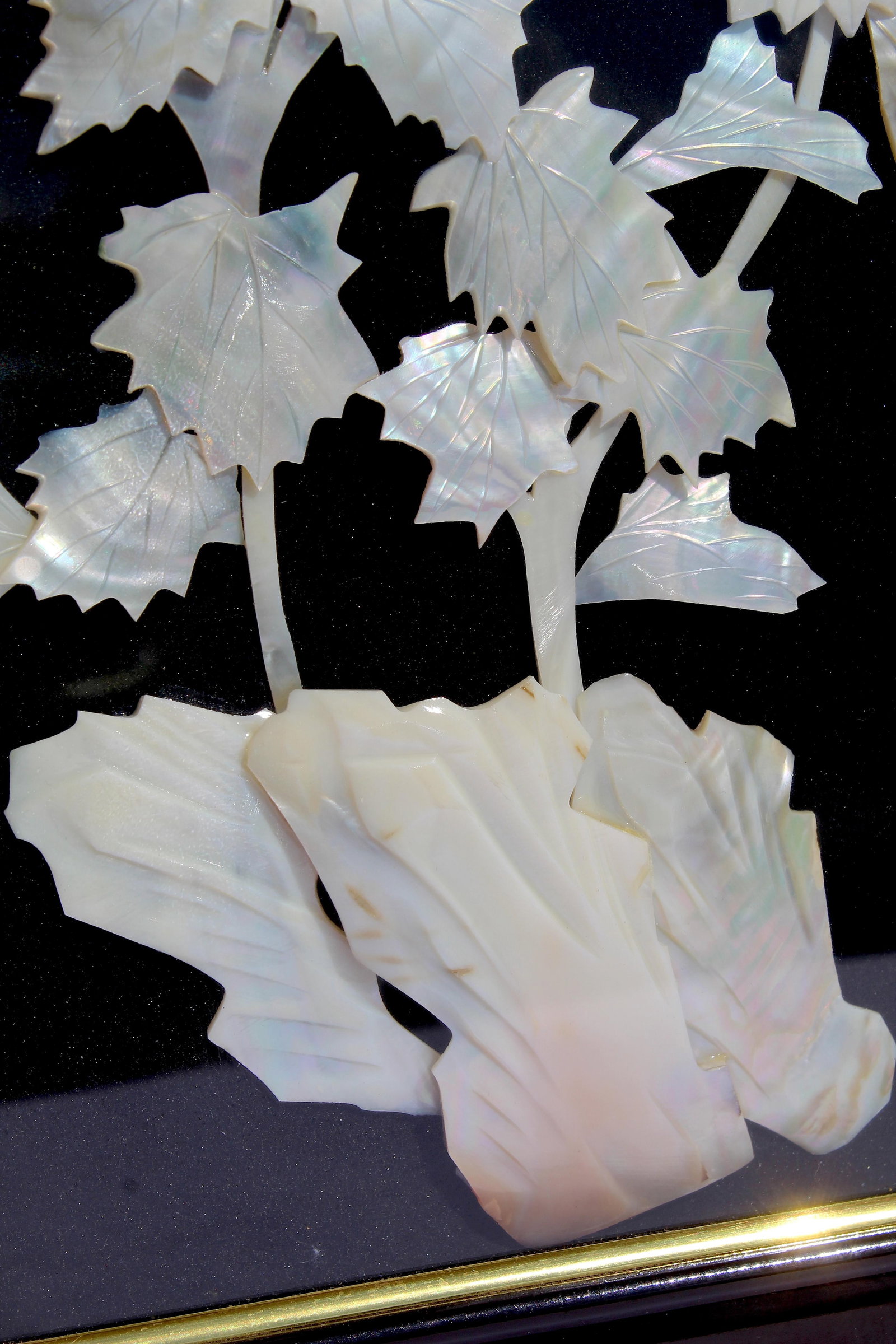 Vintage Chinese Mother-of-Pearl Inlay Chrysanthemum Wall Panels - Ornate Carved Wood Frames - Chinoi - 7