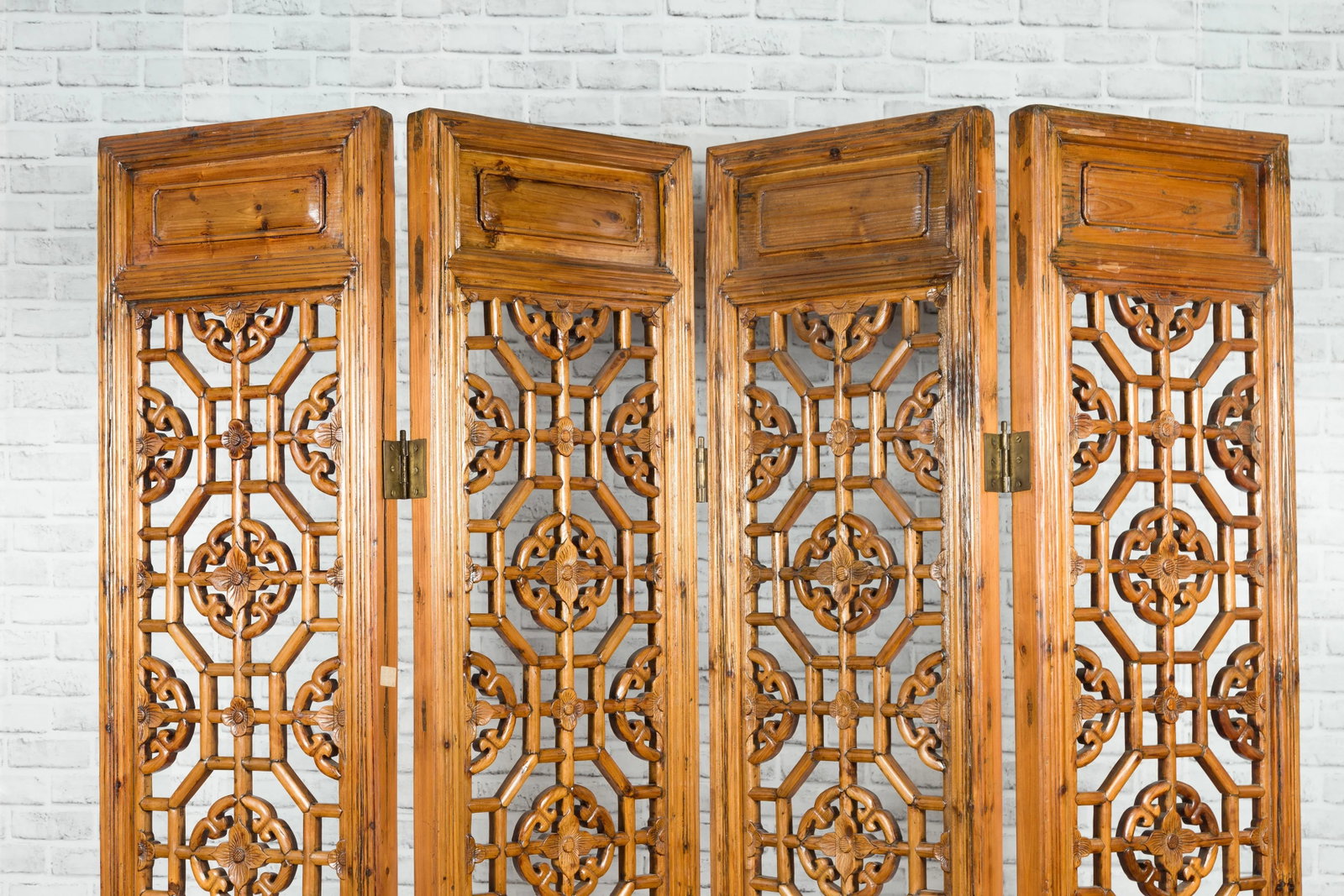 Chinese Early 20th Century Fretwork Four-Panel Screen with Geometric Motifs - 12