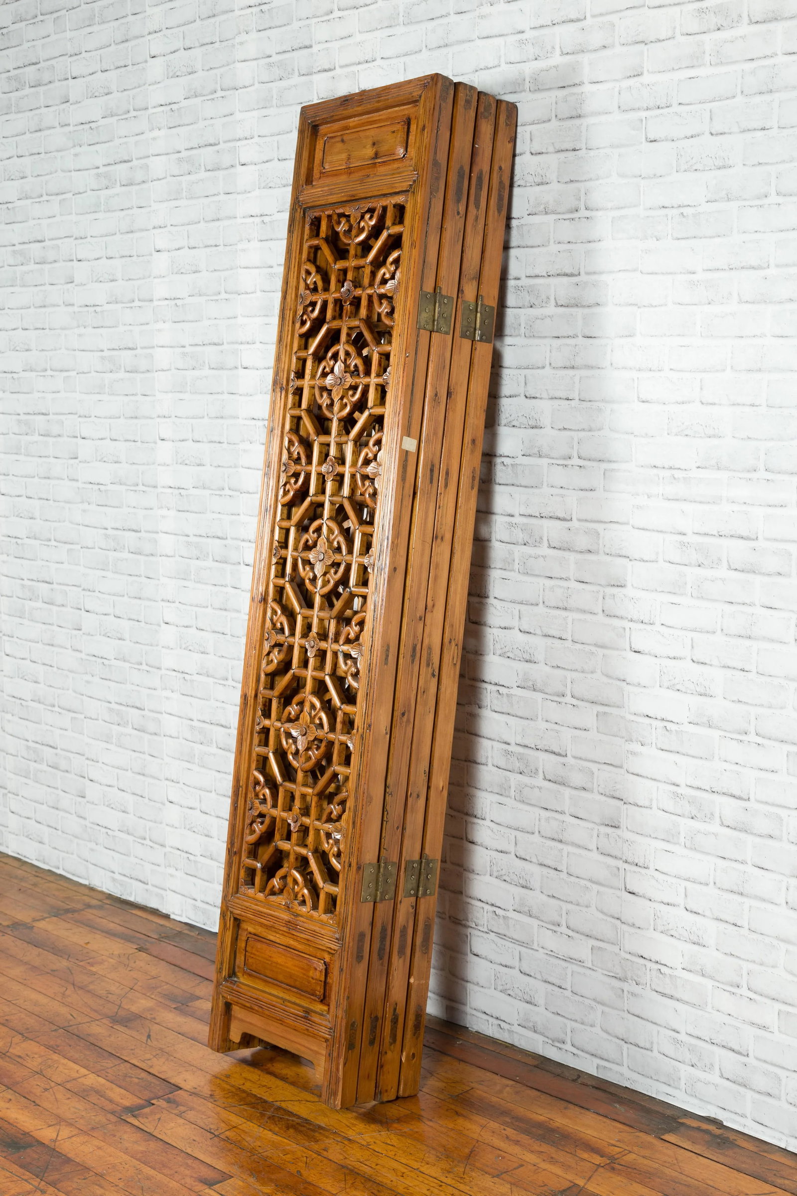 Chinese Early 20th Century Fretwork Four-Panel Screen with Geometric Motifs - 9