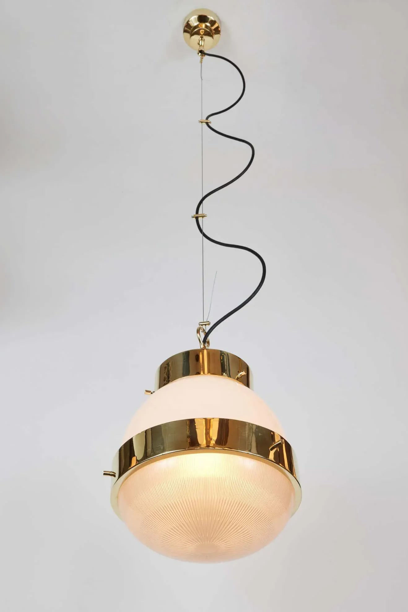 1960s Sergio Mazza Brass 'Delta' Pendant for Artemide - 5
