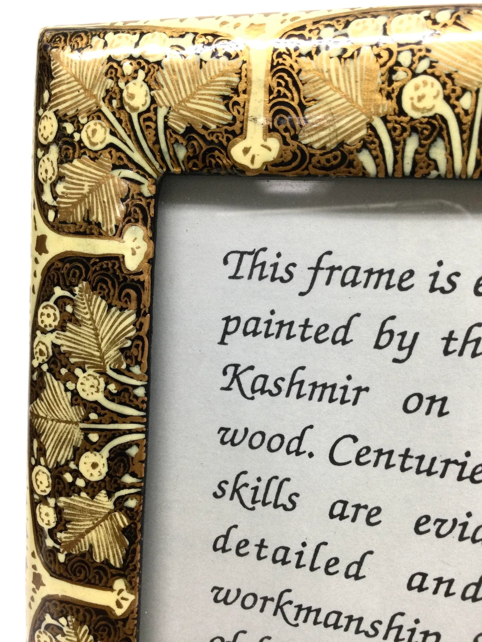 Vintage Kashmir Hand Rubbed Lacquered Photo Frame - 3