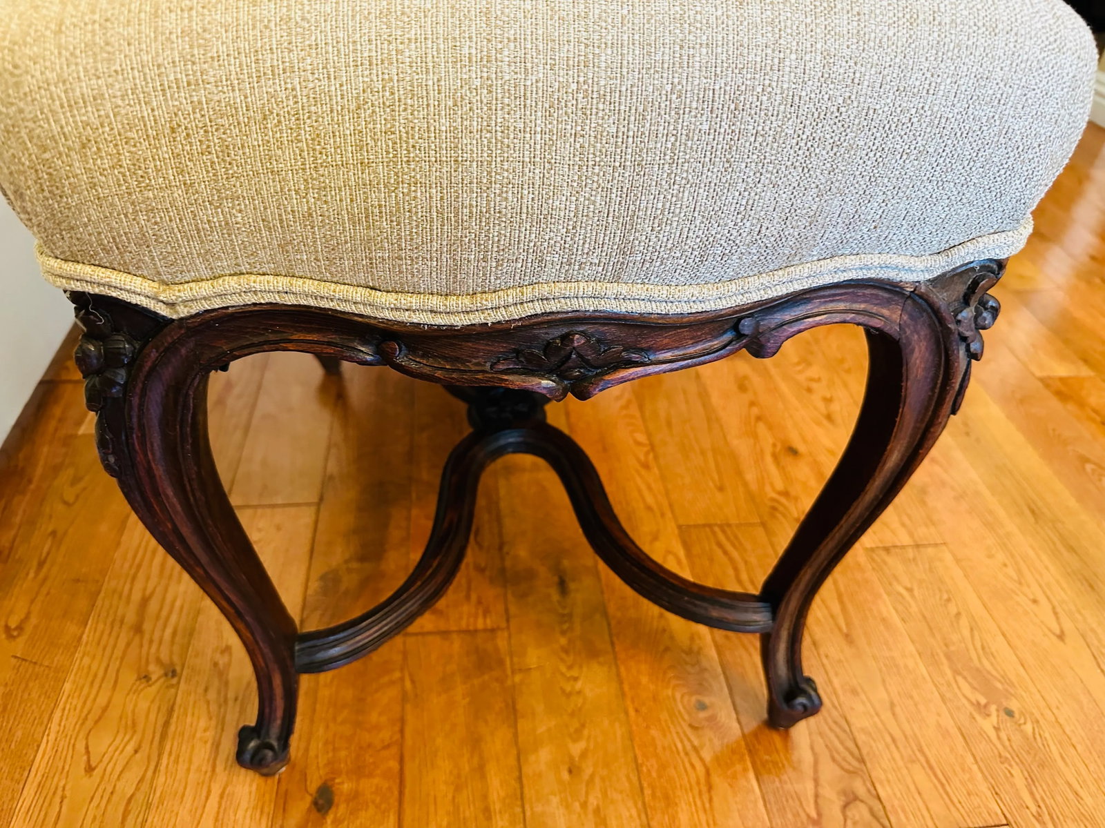 French Country Provincial Louis XV Style 6 Legs Bench - 5