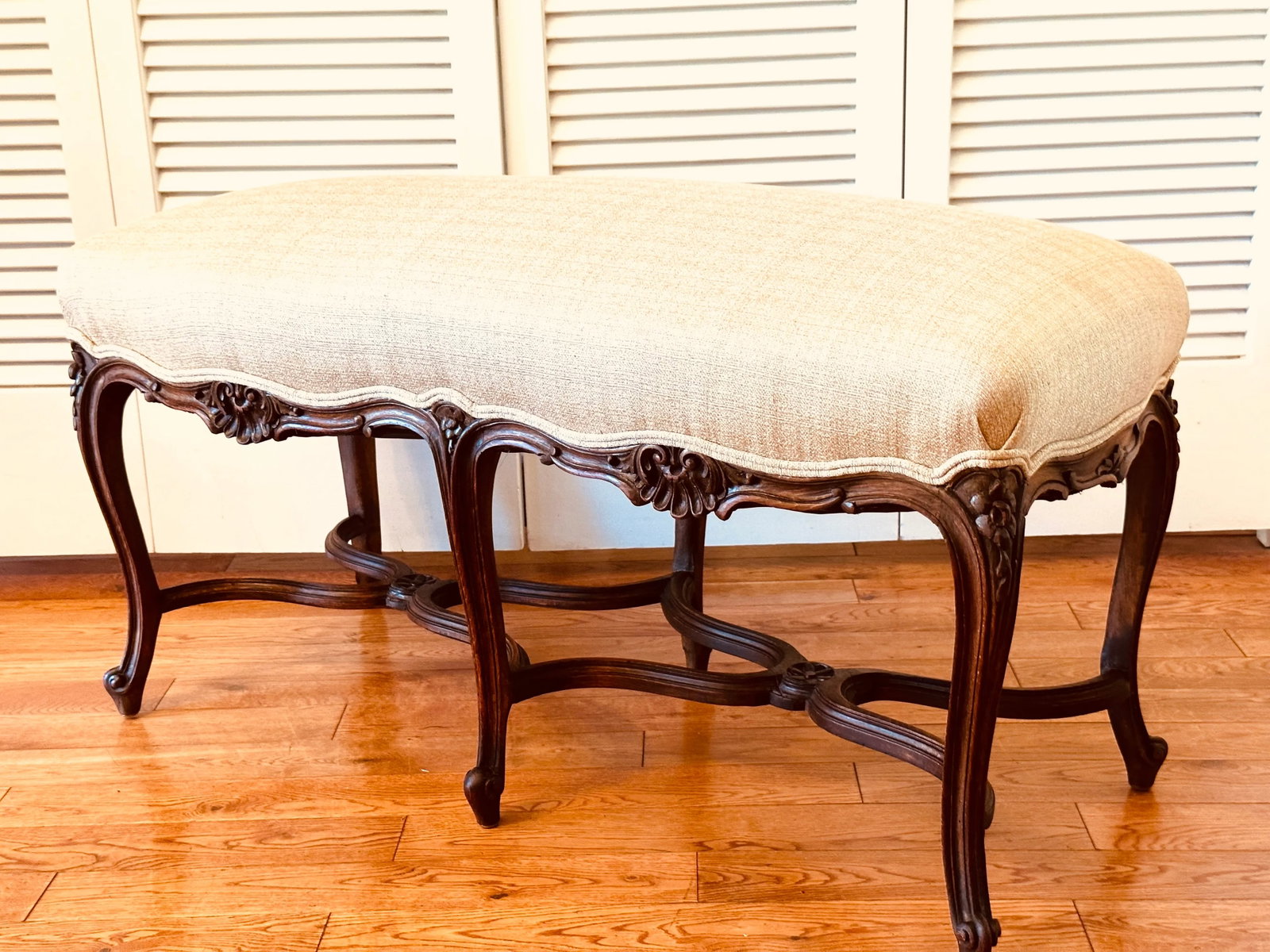 French Country Provincial Louis XV Style 6 Legs Bench - 8