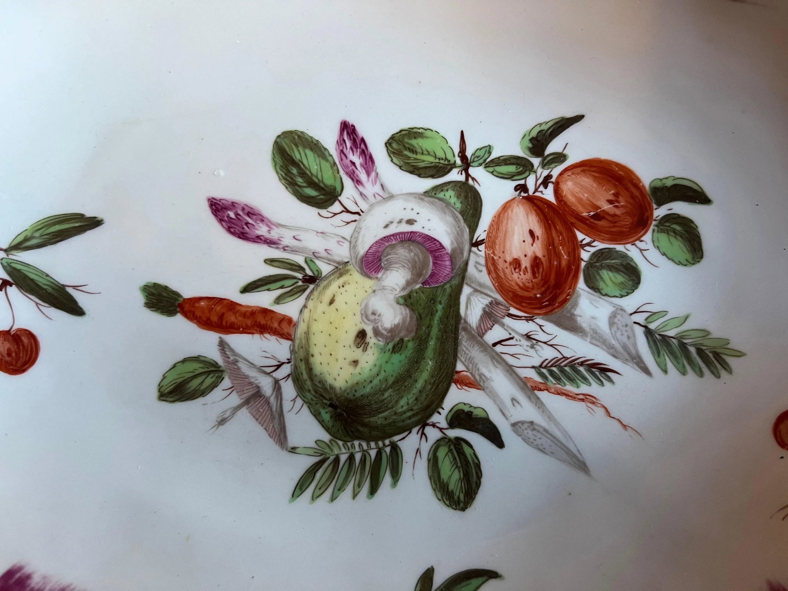 Antique 18th Century Chelsea Porcelain Lozenge Shape Dessert Dish Decorated With Fruit & Vegetables - 2