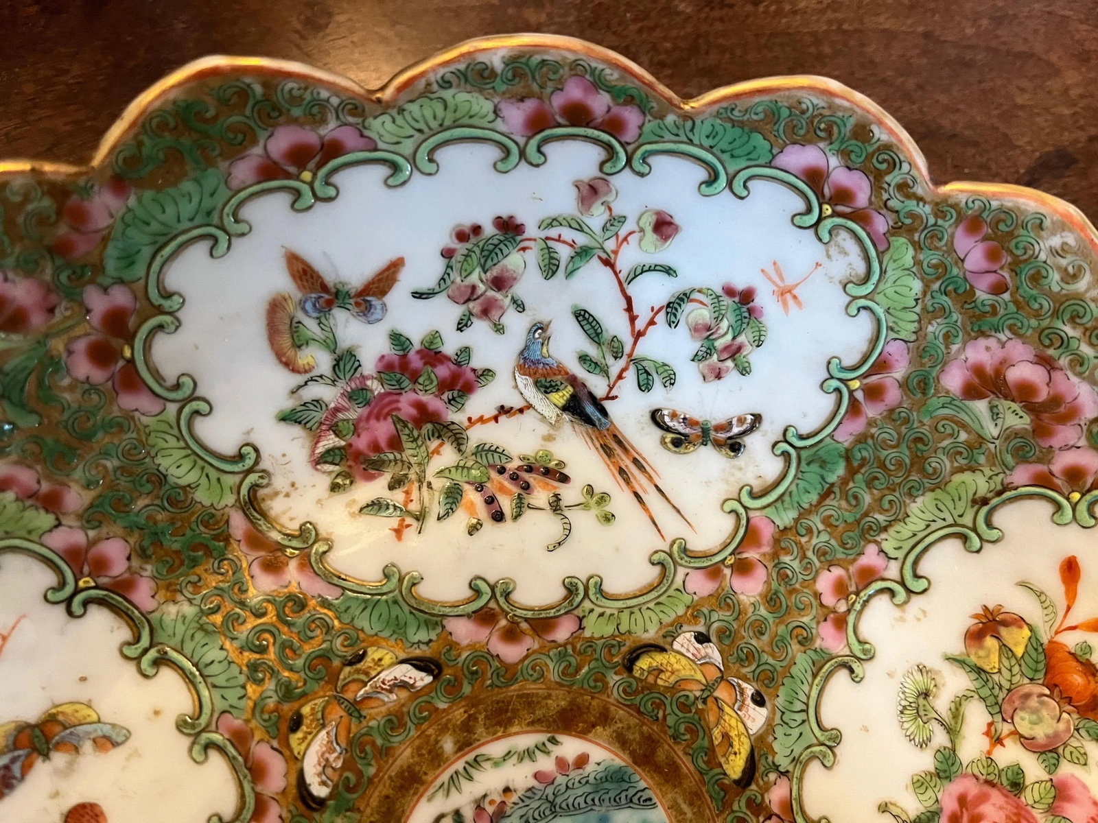 Antique 19th Century Chinese Rose Canton Medallion Porcelain Round Serving Dish - 2