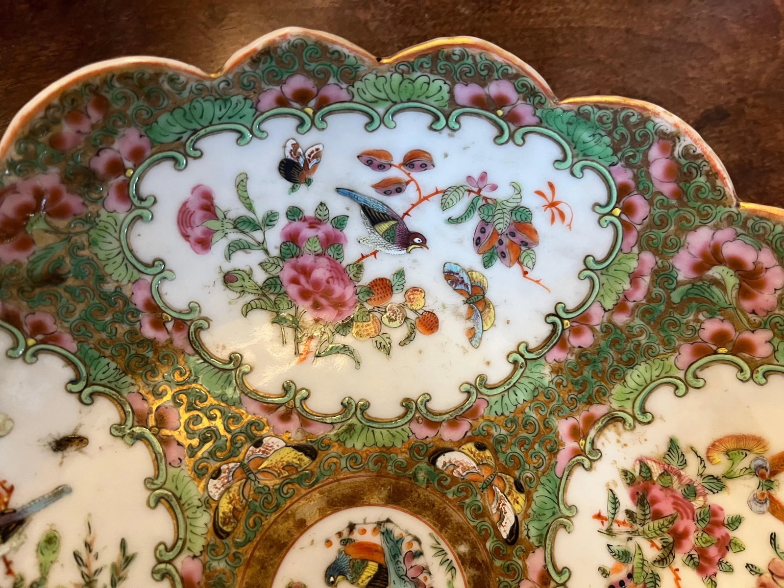 Antique 19th Century Chinese Rose Canton Medallion Porcelain Round Serving Dish - 7