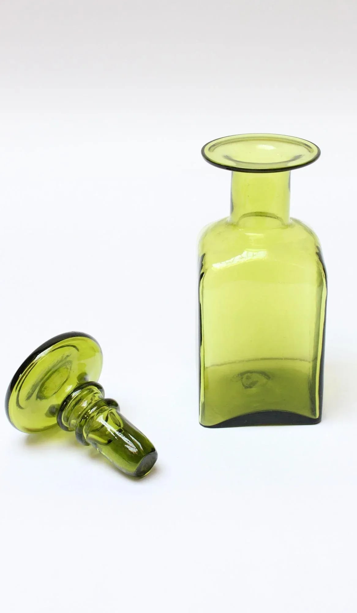 Vintage Chartreuse Green Blown Glass Decanter With Stopper - 3
