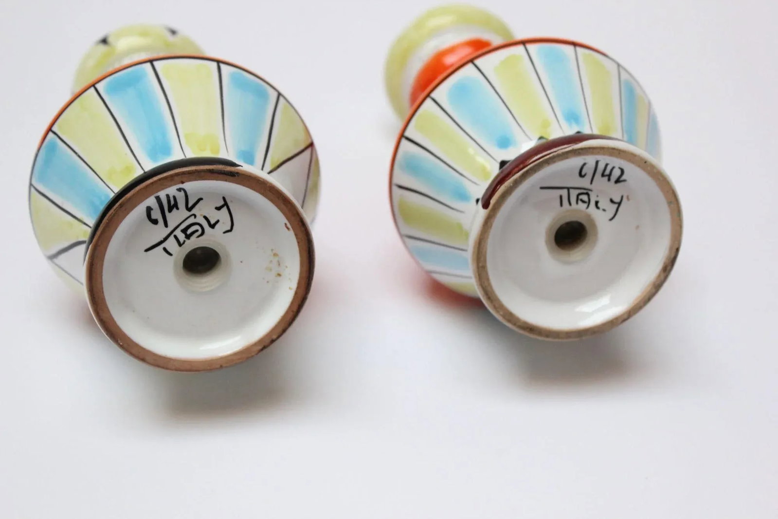 Mid-Century Italian Modern "King and Queen" Ceramic Salt and Pepper Shakers - 4
