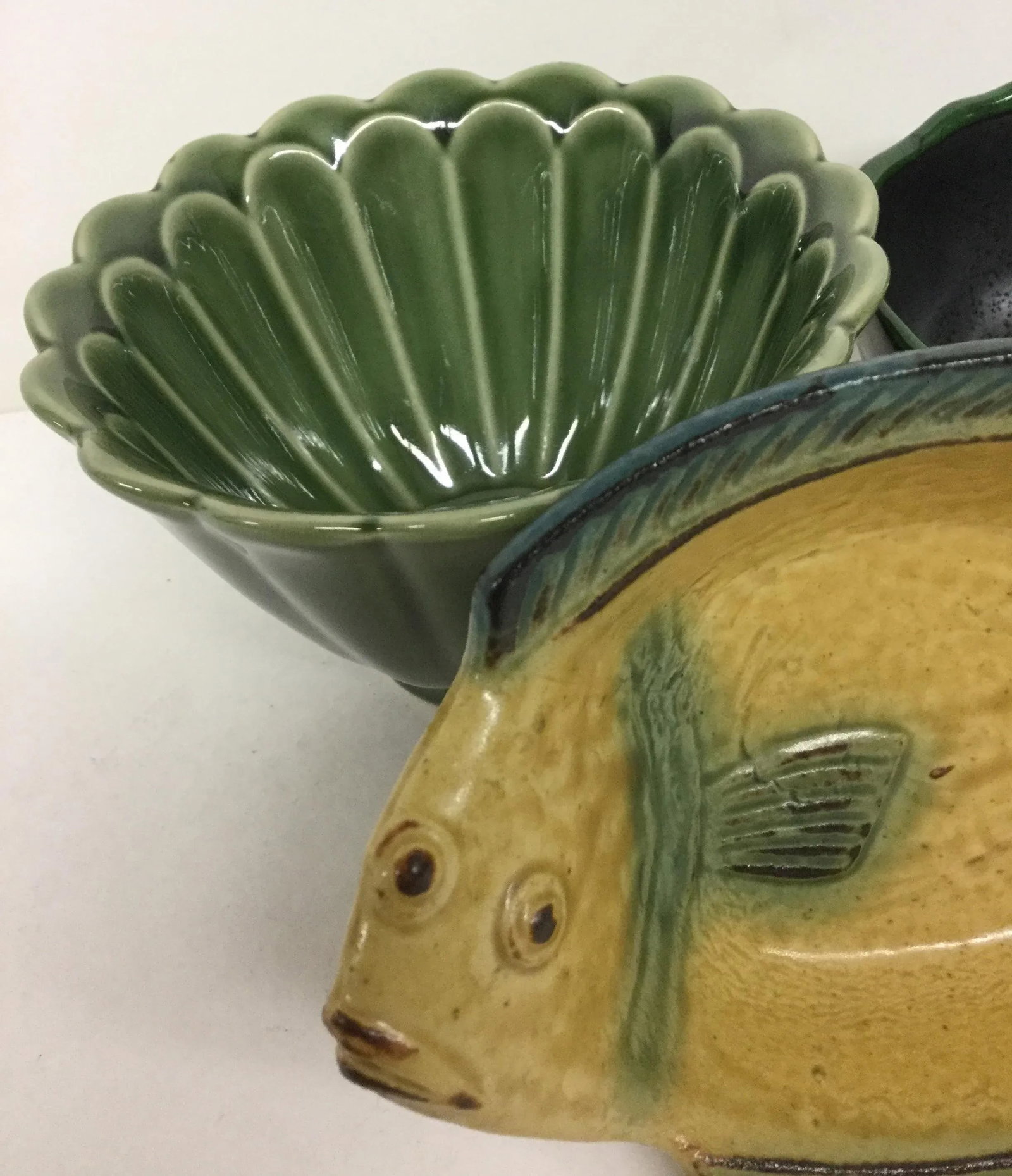 Vintage Magnolia Green Japanese Bowls - Set of 3 - 10