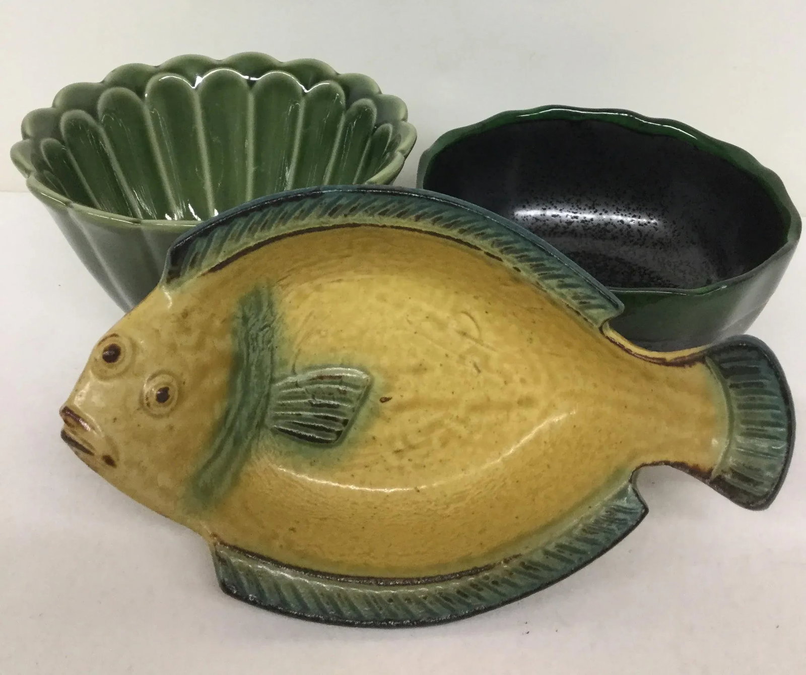 Vintage Magnolia Green Japanese Bowls - Set of 3 - 9