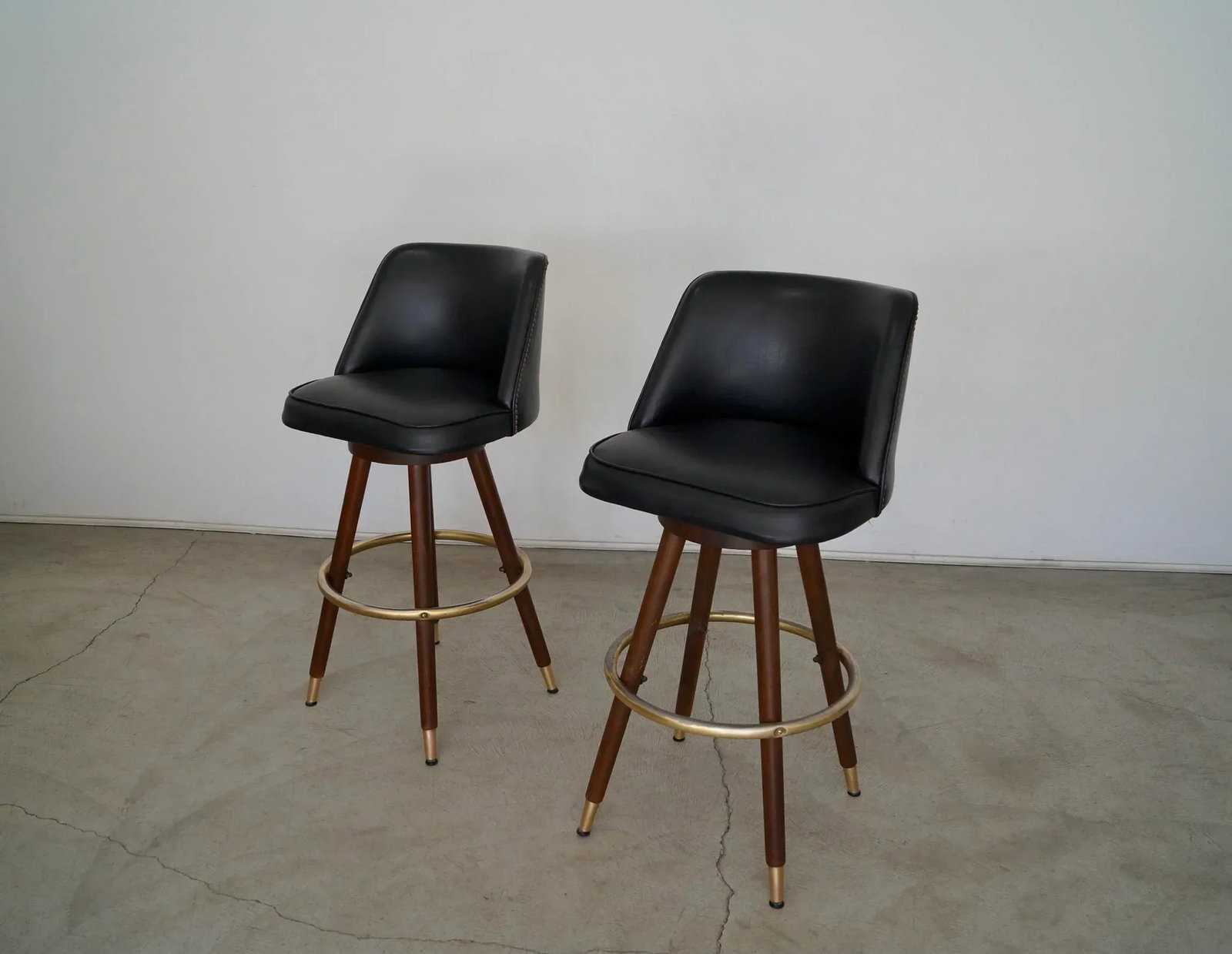 Mid-Century Modern Bar Stools - a Pair - 7