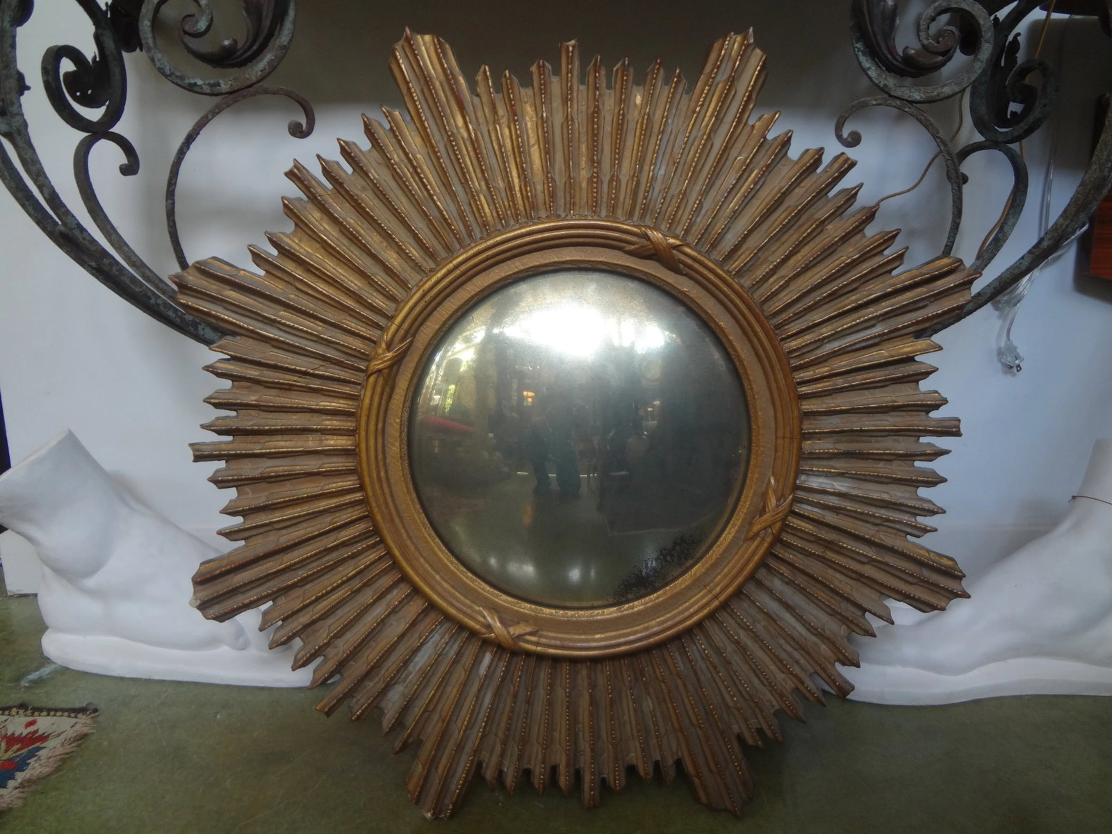 1940s French Giltwood Sunburst Convex Mirror - 2