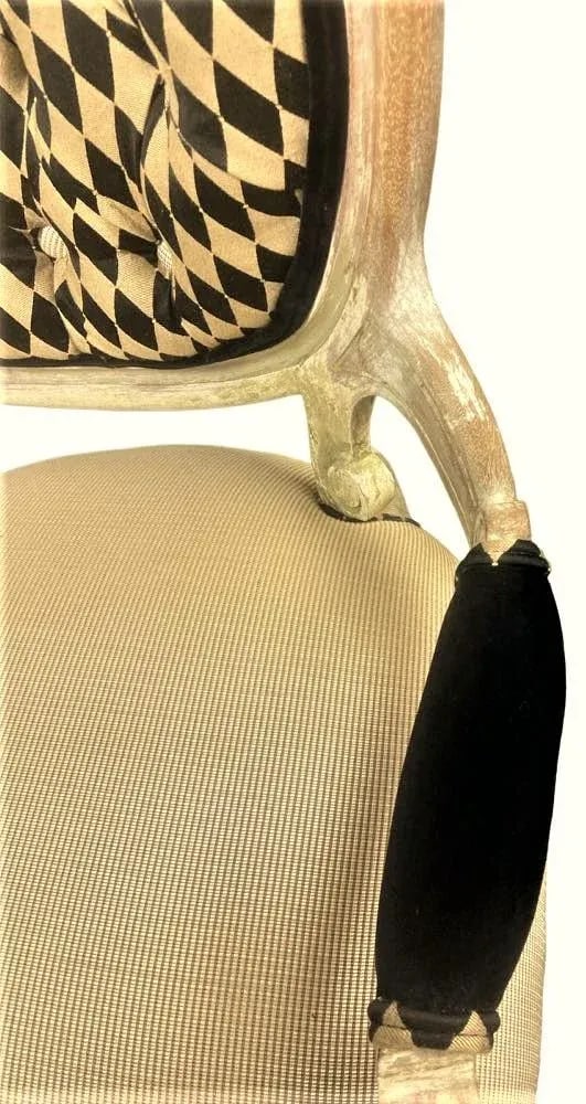 Antique 19th Century Louis XV Fauteuil in Cerused Walnut With New Black and Gold Harlequin Upholster - 7