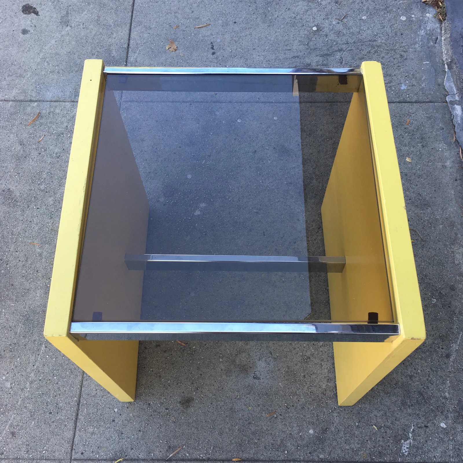 Pair of 1970s Mod Cube Side Tables - Yellow Lacquer, Chrome Stretchers & Smoked Glass Tops - 3