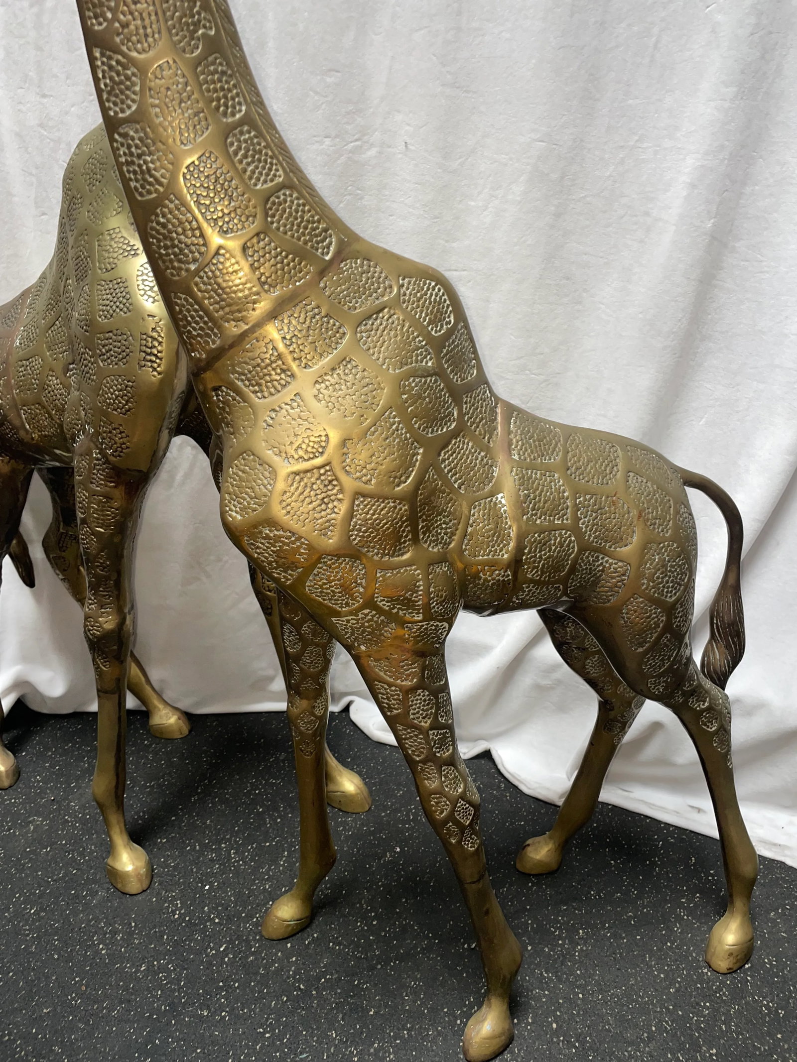 Large Pair of Vintage Elegant Statuesque Brass Giraffe Statues 1970's - 3