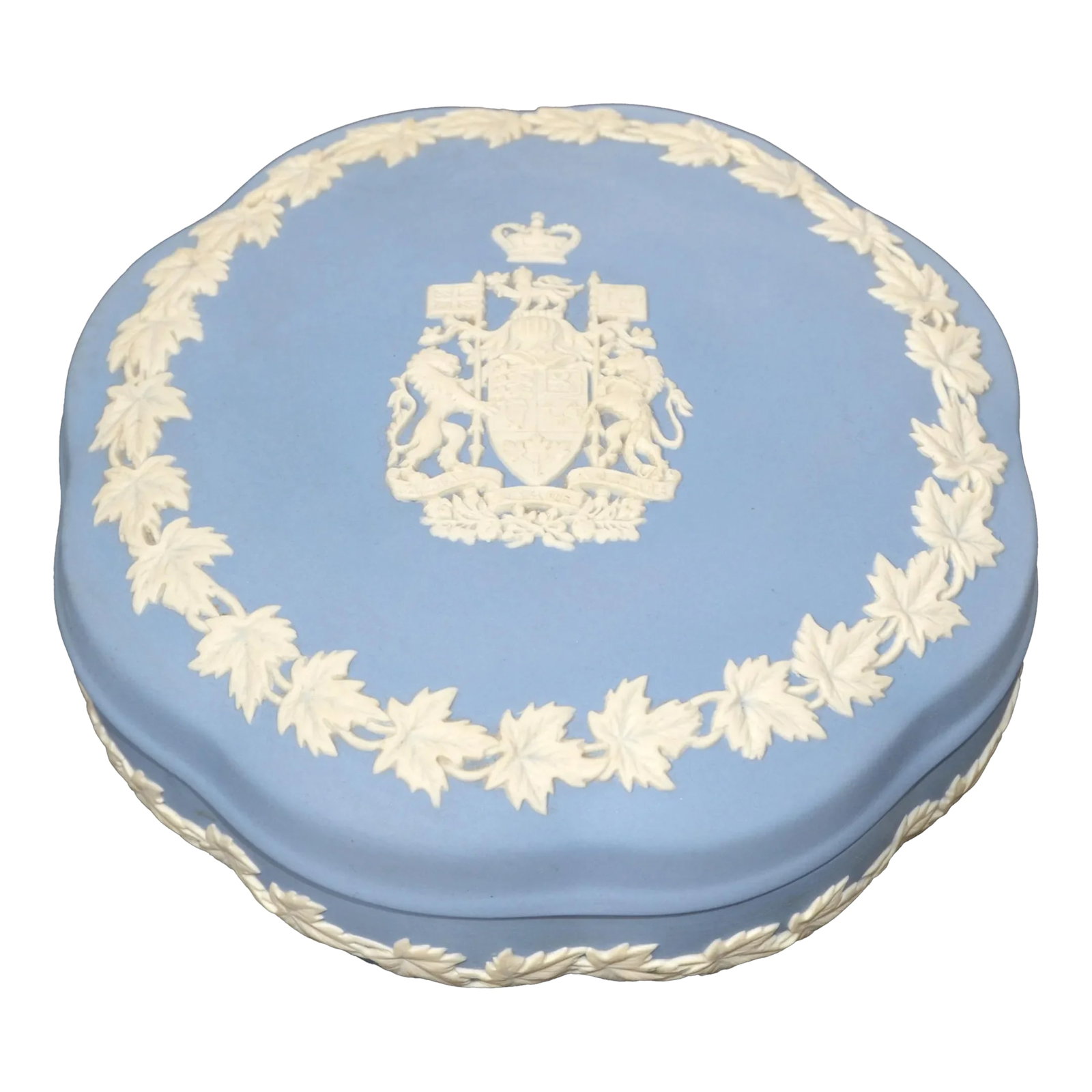 Wedgwood English Jasperware Pale Blue & Antique White Neoclassical Jewelry Trinket Box: Beautiful English Wedgwood Jasperware covered jewelry, keepsake or trinket box in Wedgwood pale blue and antique white. Features a repeating motif in high relief of Canadian Maple leaves all around