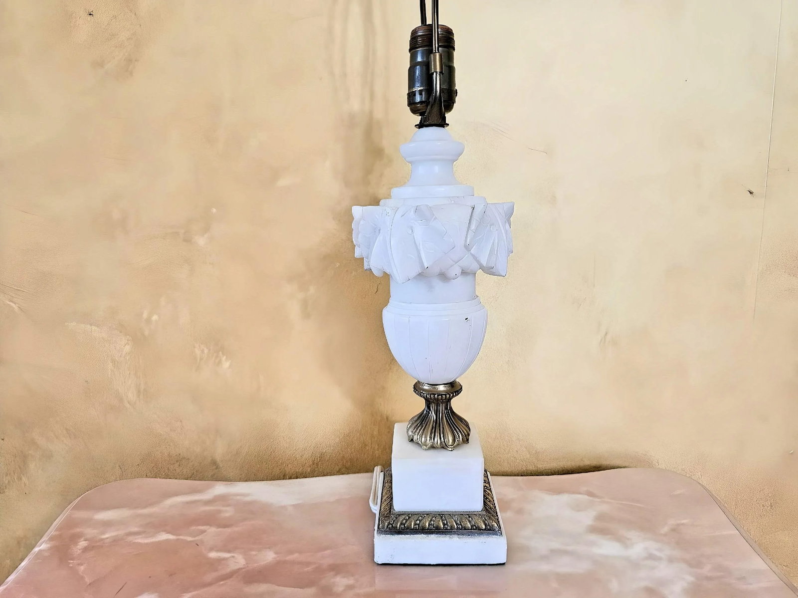 Vintage Carved Alabaster and Brass Table Lamp - 10