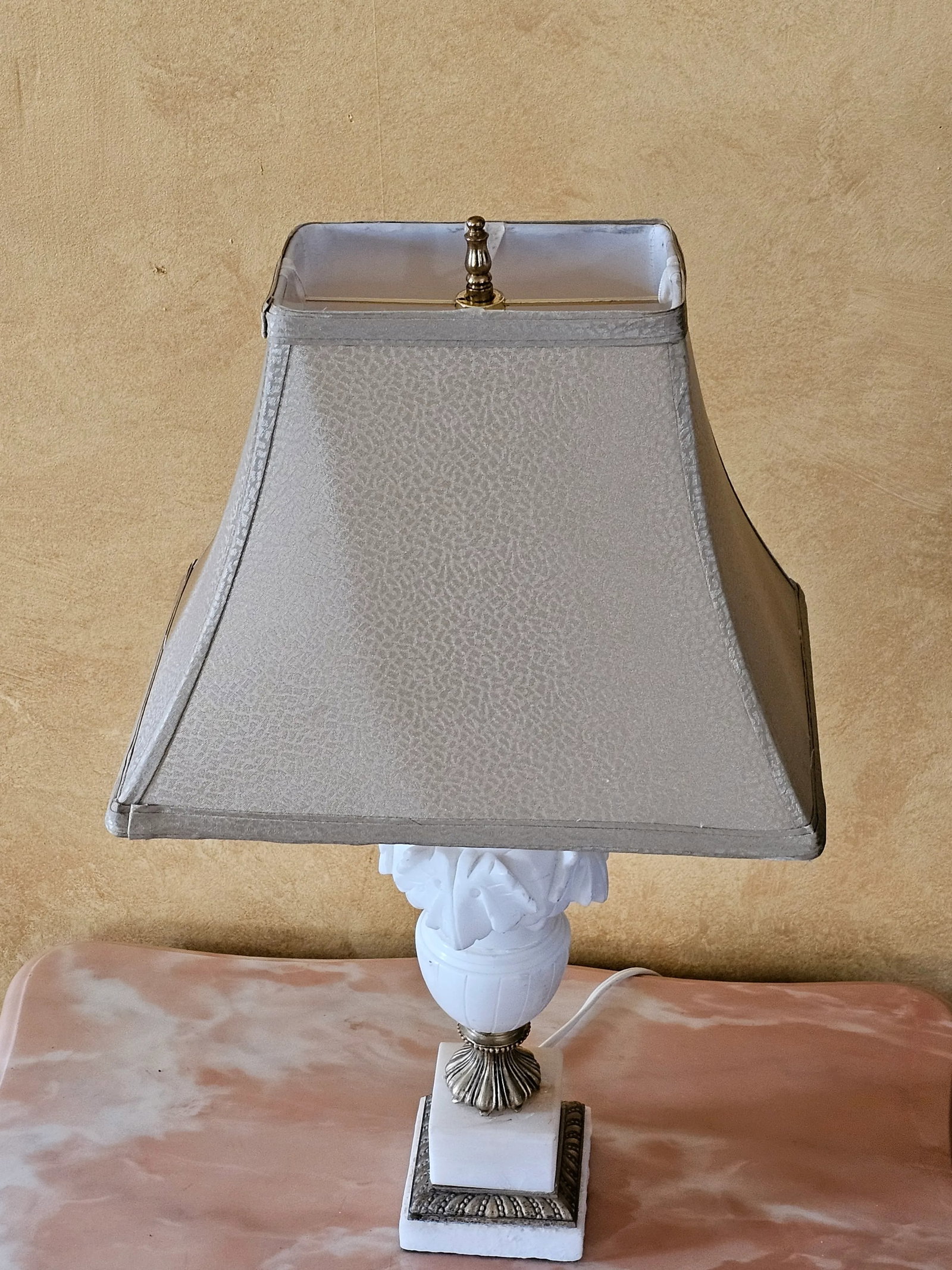 Vintage Carved Alabaster and Brass Table Lamp - 9