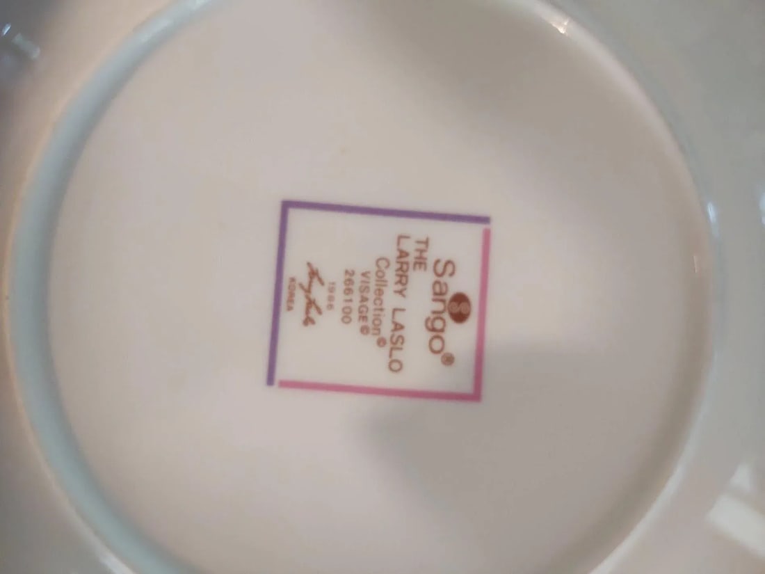 1980s "Visage" Salad Plates and a Cream and Sugar Set by Larry Laslo- 10 Pieces - 4