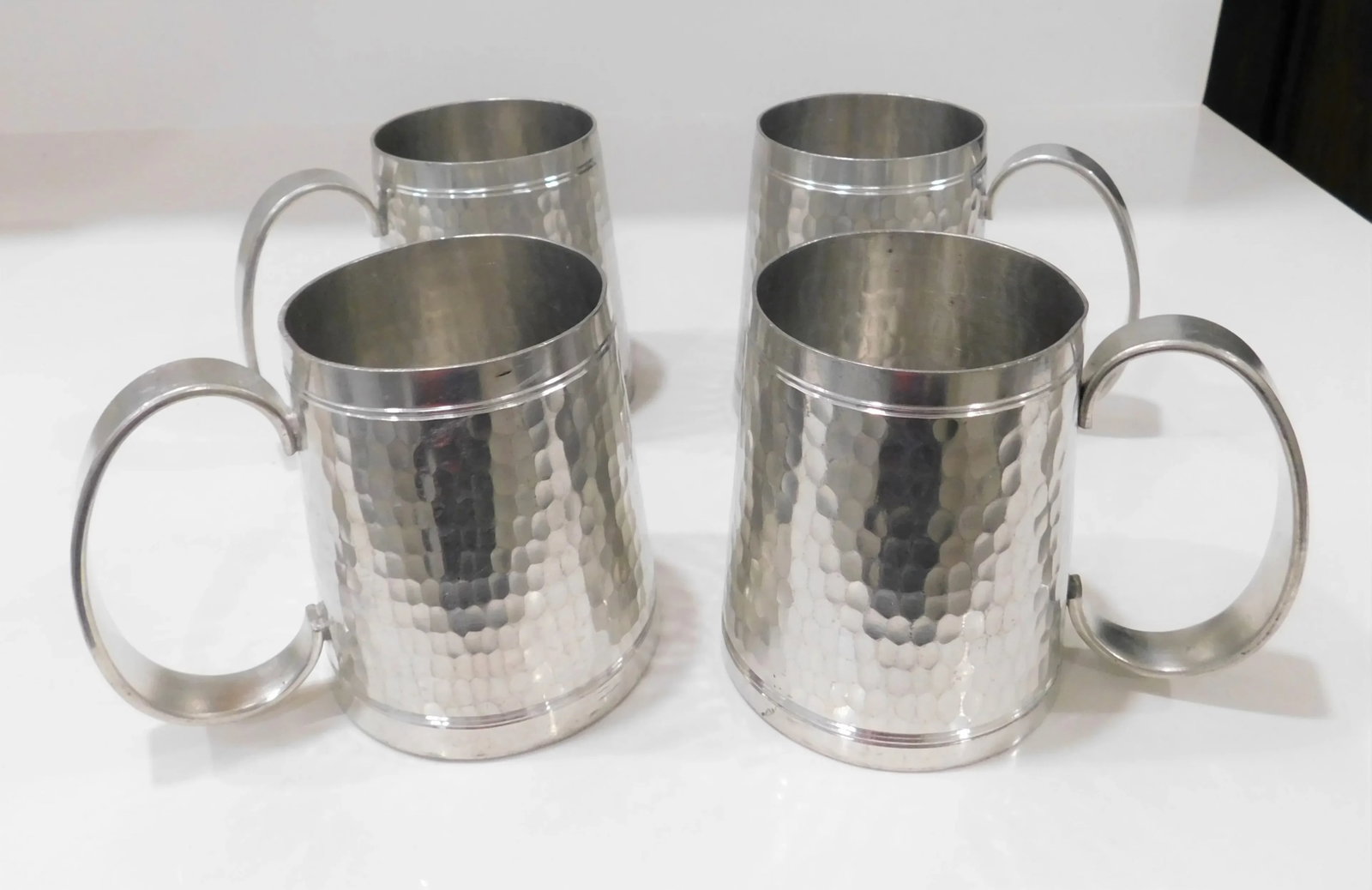 Pewter t.k.f. Banka Tinwerk Indonesian Hammered Art Deco Pewter Pitcher and Eight Tankard Set - 12
