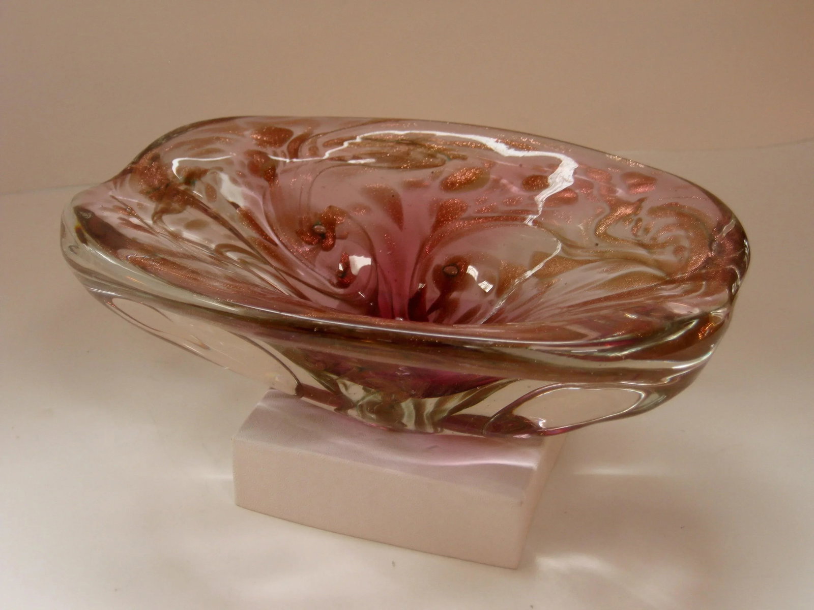Mid-Century Modern Italian Murano Glass Amethyst and Gold Decorative Bowl - 10
