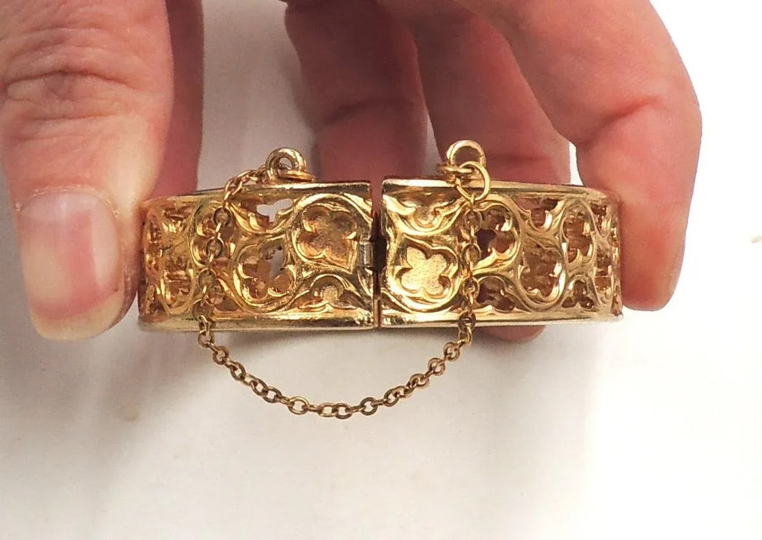 Vintage 1972 Signed Napier Gothic Style Goldtone Cuff Bracelet - 8