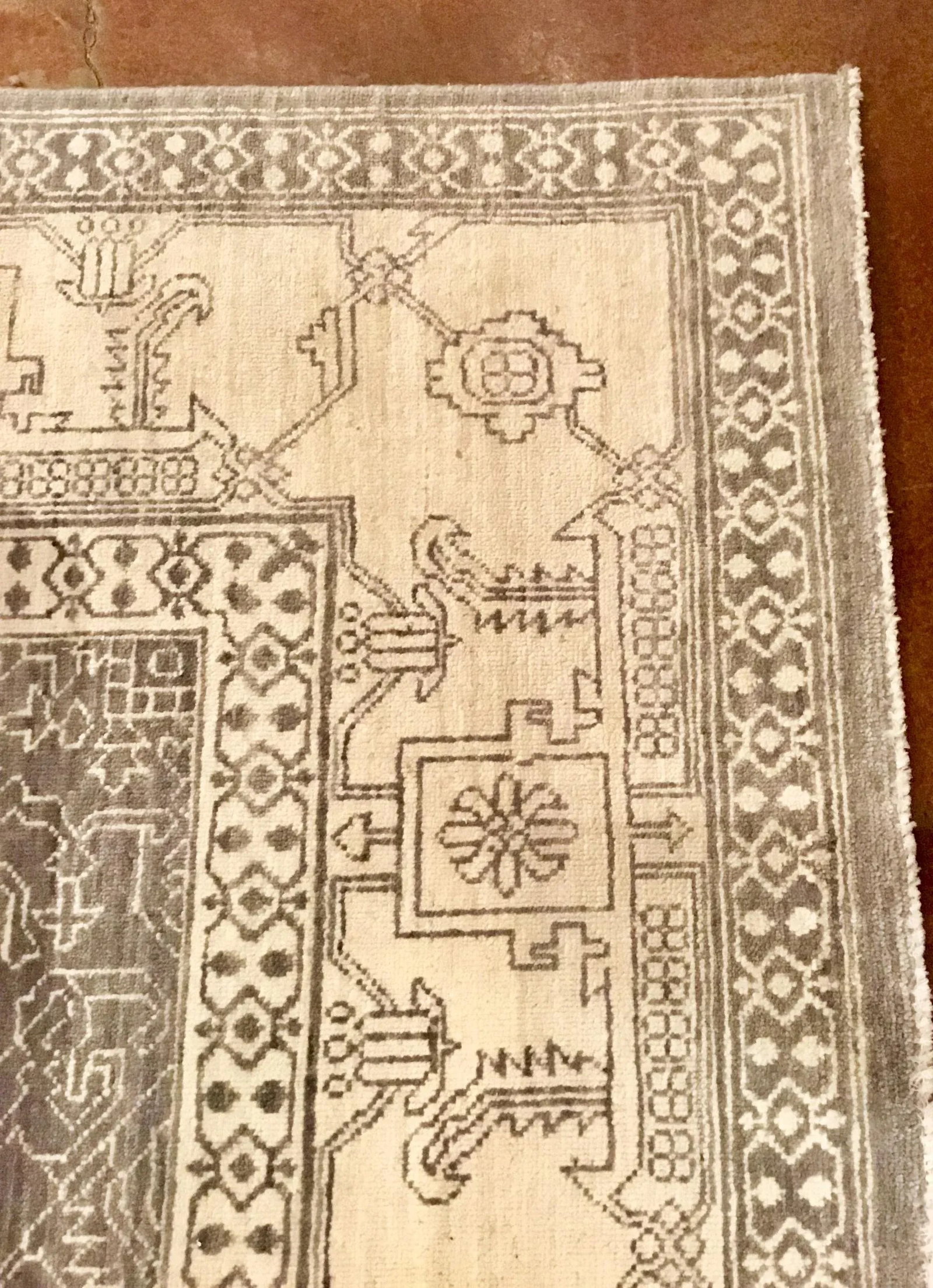 Kravet Transitional Hand Knotted Gray and Ivory 9' X 12' Esani Rug - 2