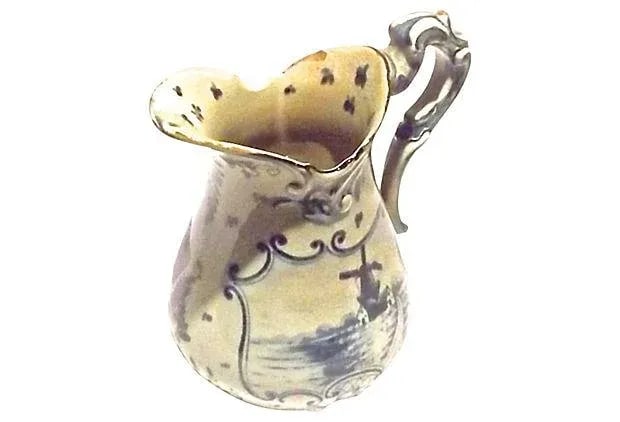 Antique Royal Benn Delft Creamer - 3