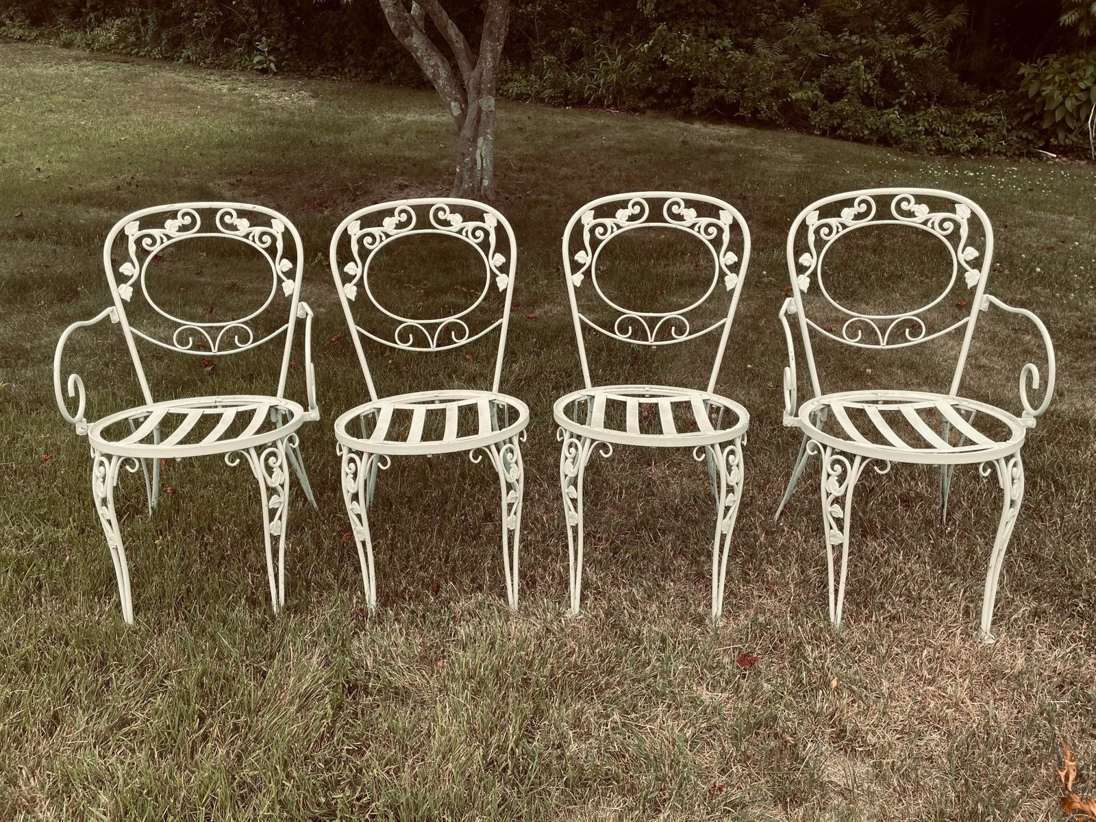 Vintage Victorian Style Chantilly Rose Pattern Wrought Iron Patio Table Base & 4 Chairs - 3