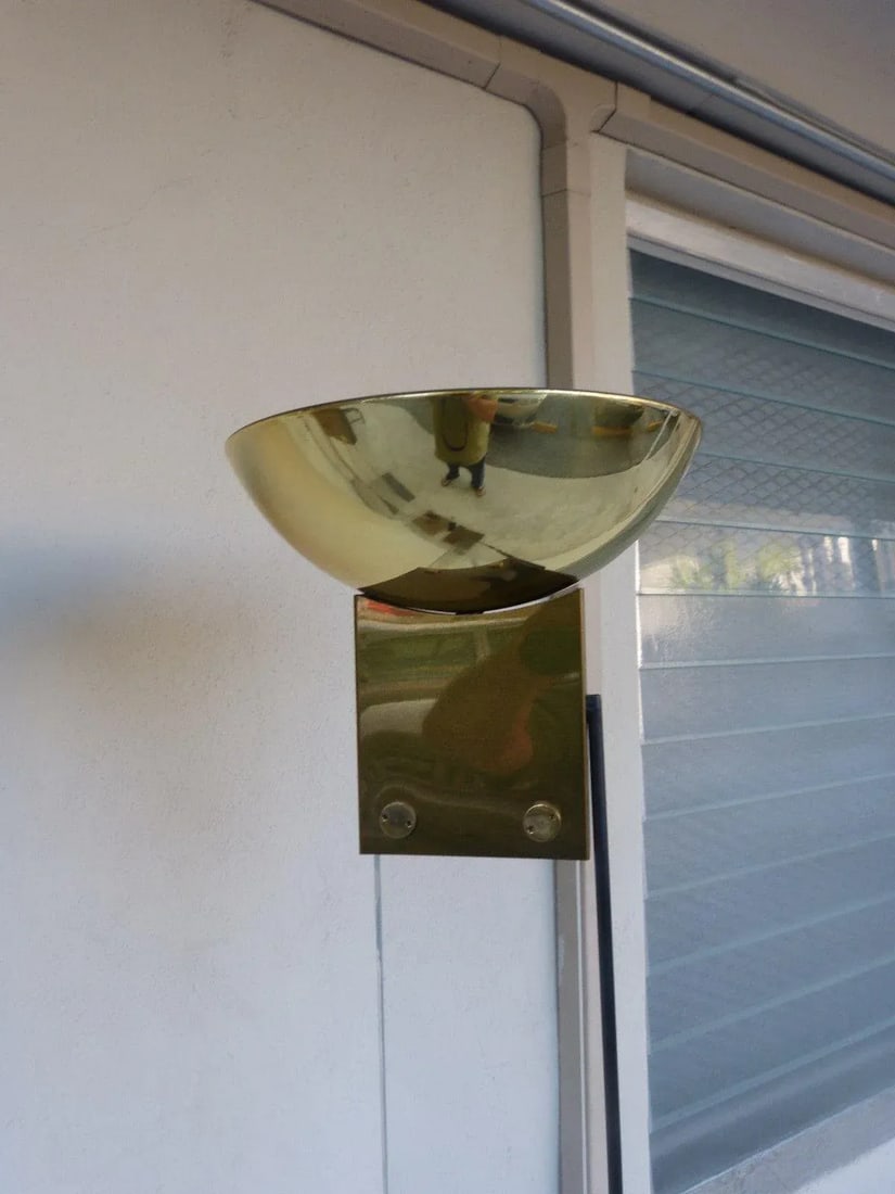 1970s Italian Architectural Skyscraper Lucite and Brass Floor Lamps - a Pair - 4