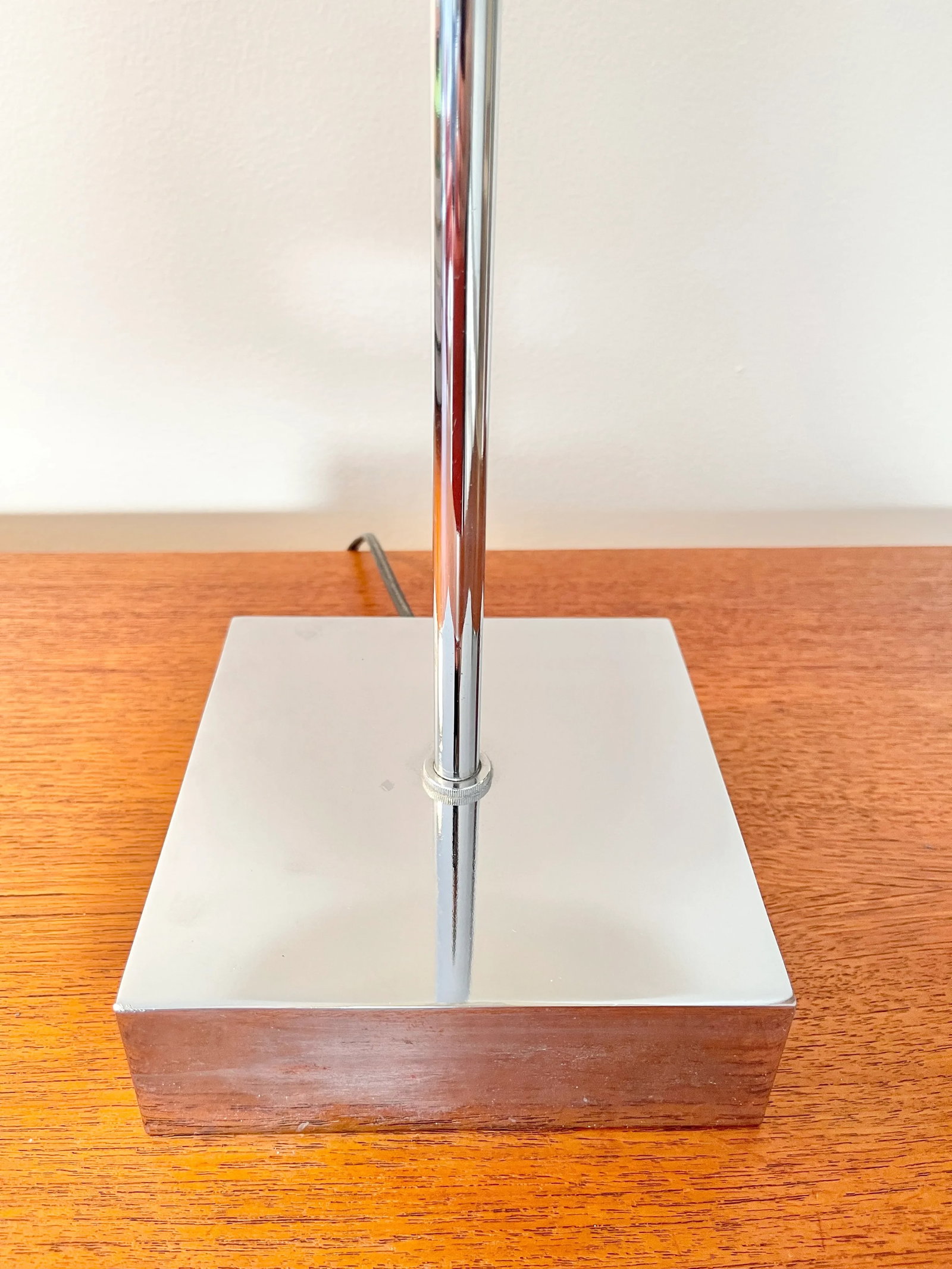 1970s Robert Sonneman "Lollipop" Chrome Table Lamp - 10