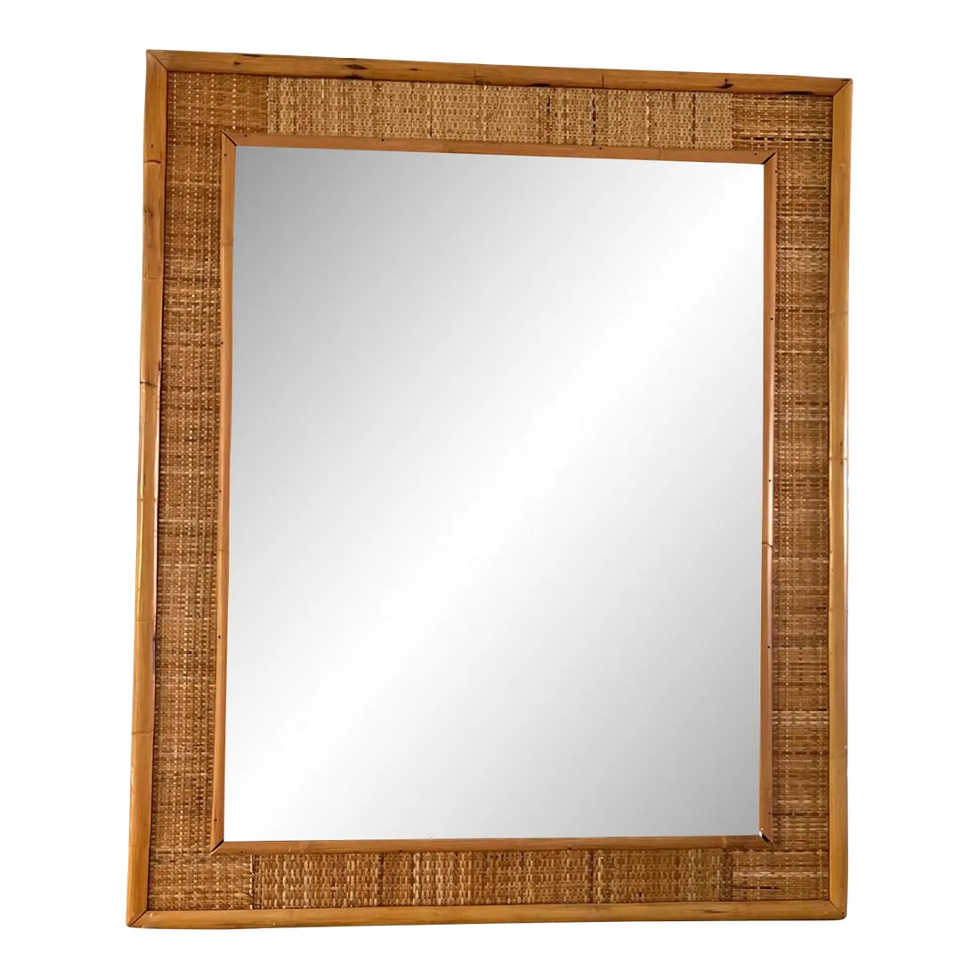 Italian Dal Vera Bamboo Rattan Wall Mirror: Gorgeous Bamboo and Rattan Wall Mirror By Dal Vera. Made in Italy. Excellent vintage condition. Condition: Alterations: Original Condition Unaltered Imperfections: Some Imperfections Condition Notes: 