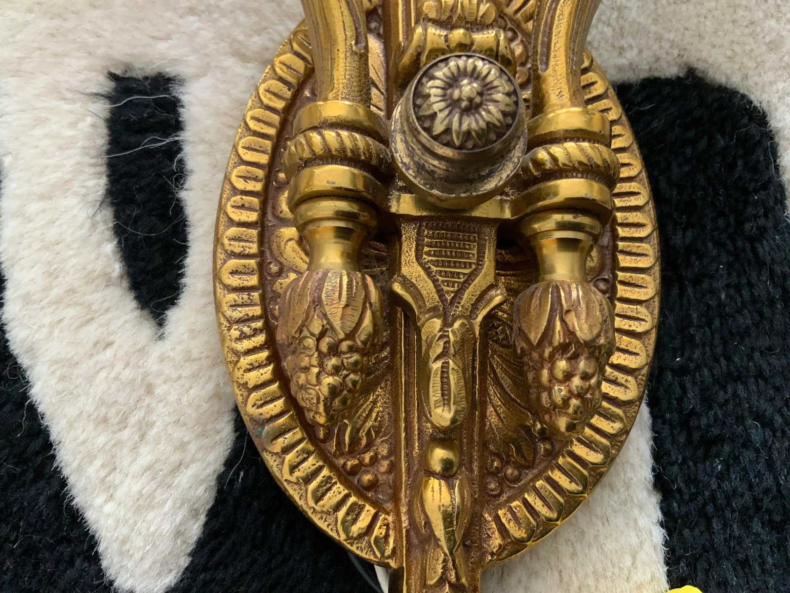 1970s French Style Bronze Wall Sconces- a Pair - 10