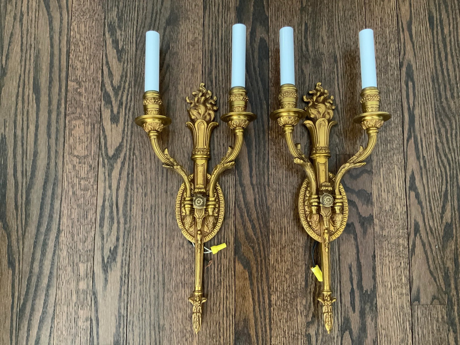 1970s French Style Bronze Wall Sconces- a Pair - 12