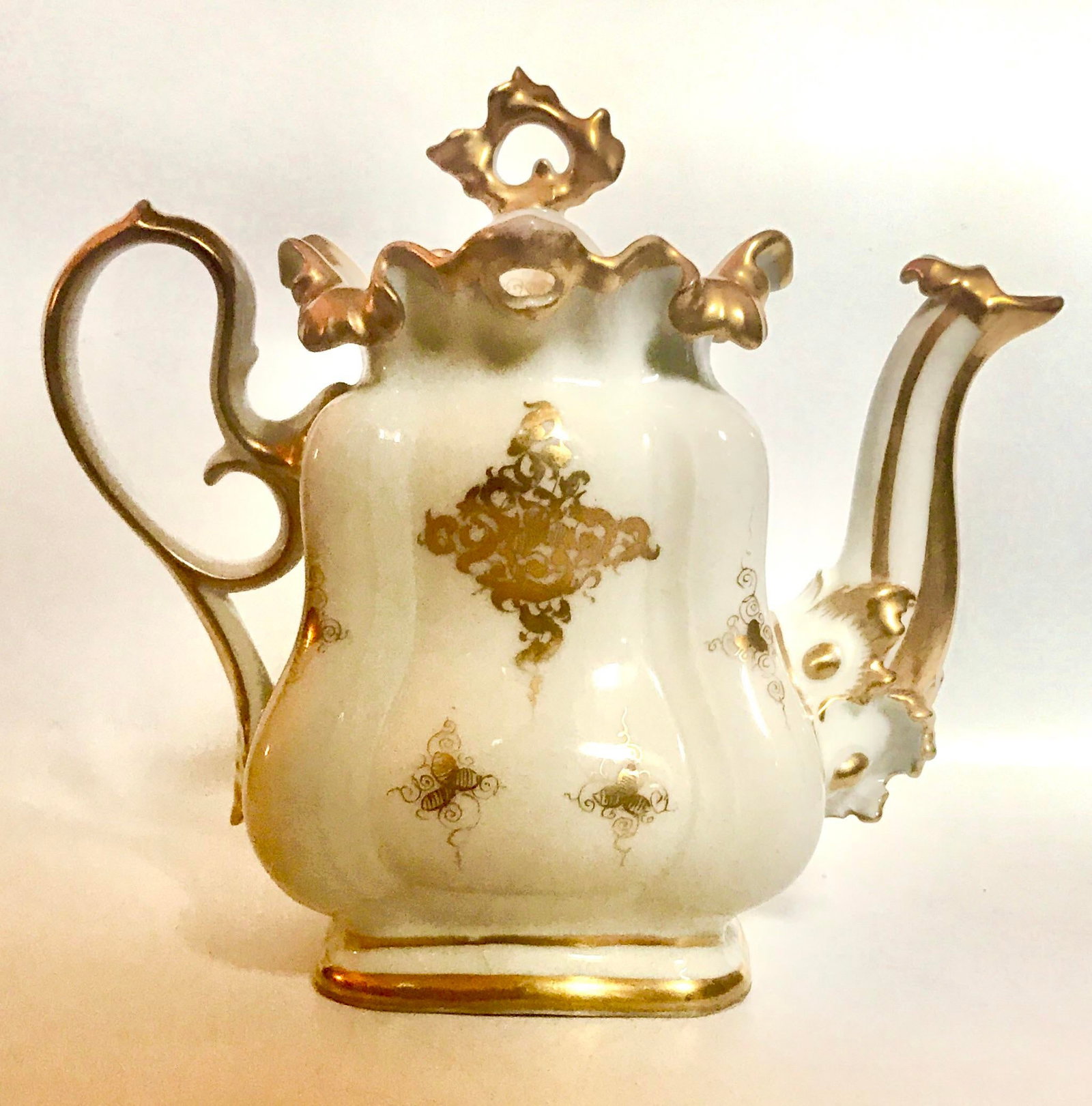 Mid 19th Century Antique Meissen Style Rococo Gold Encrusted Coffee Pot by Tpm Carl Tielsch - 2