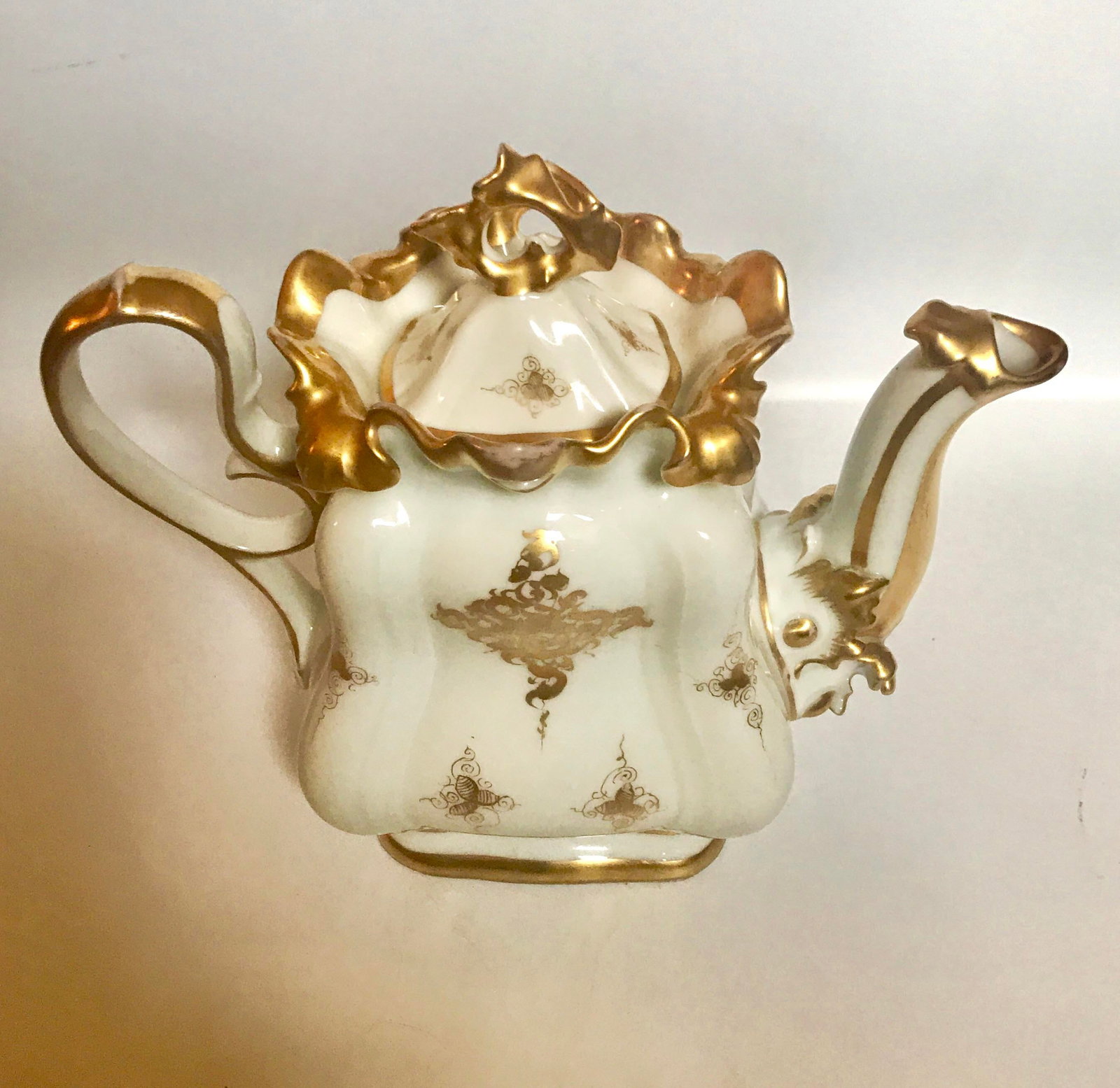 Mid 19th Century Antique Meissen Style Rococo Gold Encrusted Coffee Pot by Tpm Carl Tielsch - 3