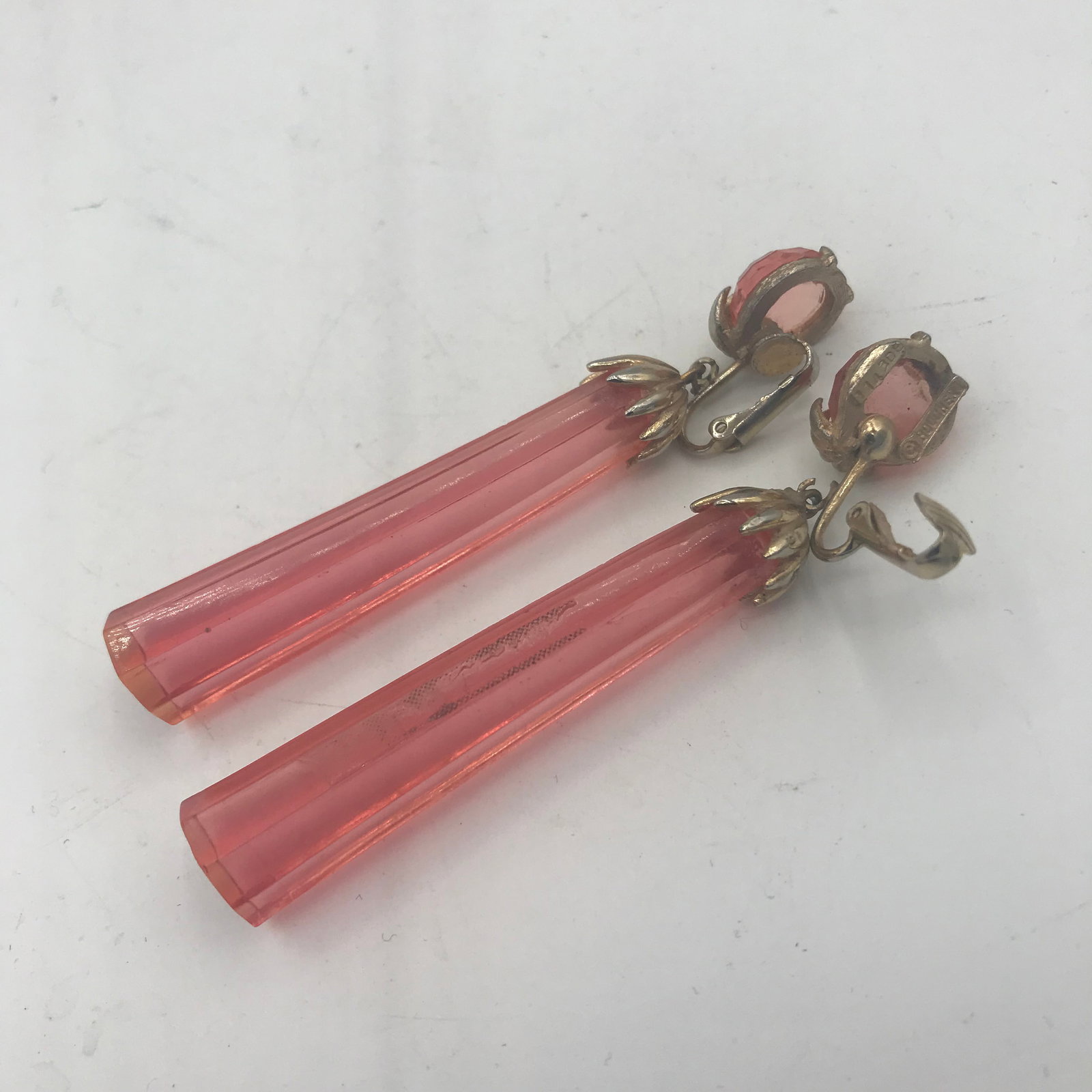 1940s Signed Marcel Boucher Pink and Gold Pendent Clip Earrings - 2 Pieces - 5
