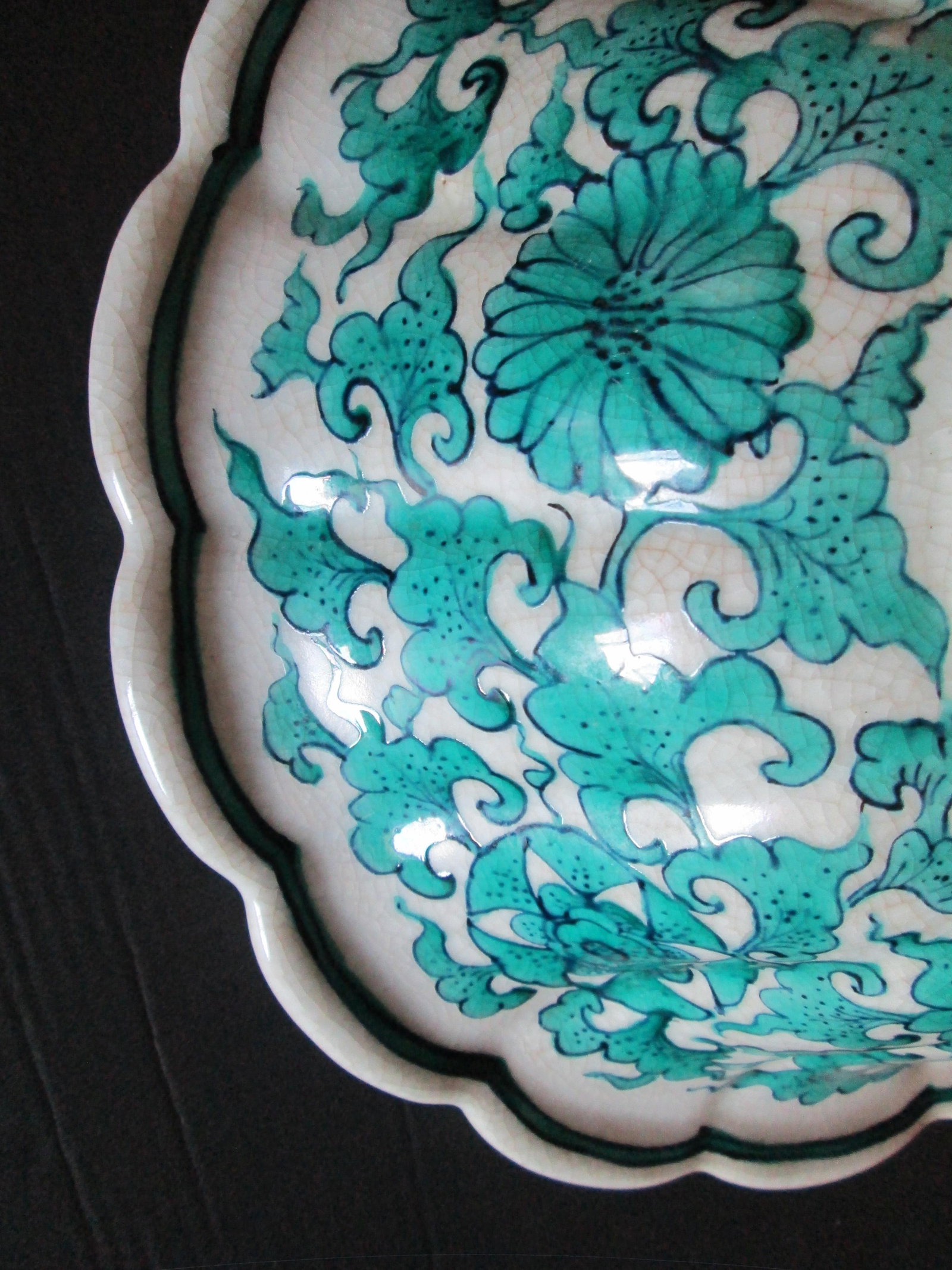 Vintage Chinese-Persian Influence Green Porcelain & Pottery Fluted, Scalloped, Decorative Bowl - 3