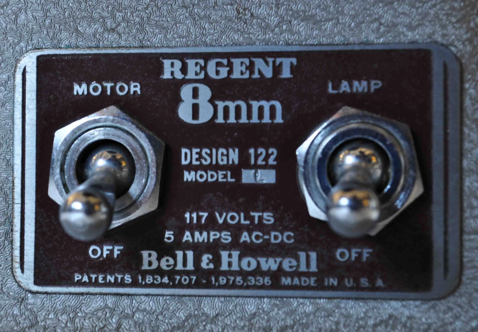 Mid 20th Century Bell & Howell Regent 8mm Home Projector - 7