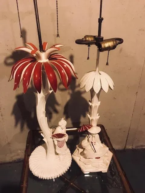 1960s Vintage Hollywood Regency Chinoiserie Style Lacquered Lamps - a Pair - 5