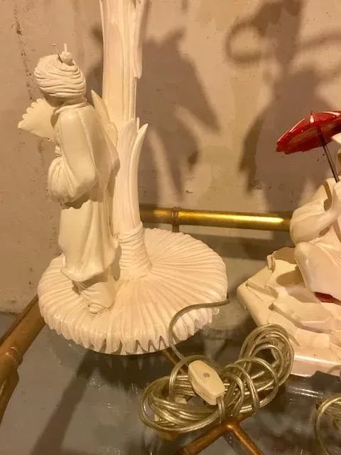 1960s Vintage Hollywood Regency Chinoiserie Style Lacquered Lamps - a Pair - 9