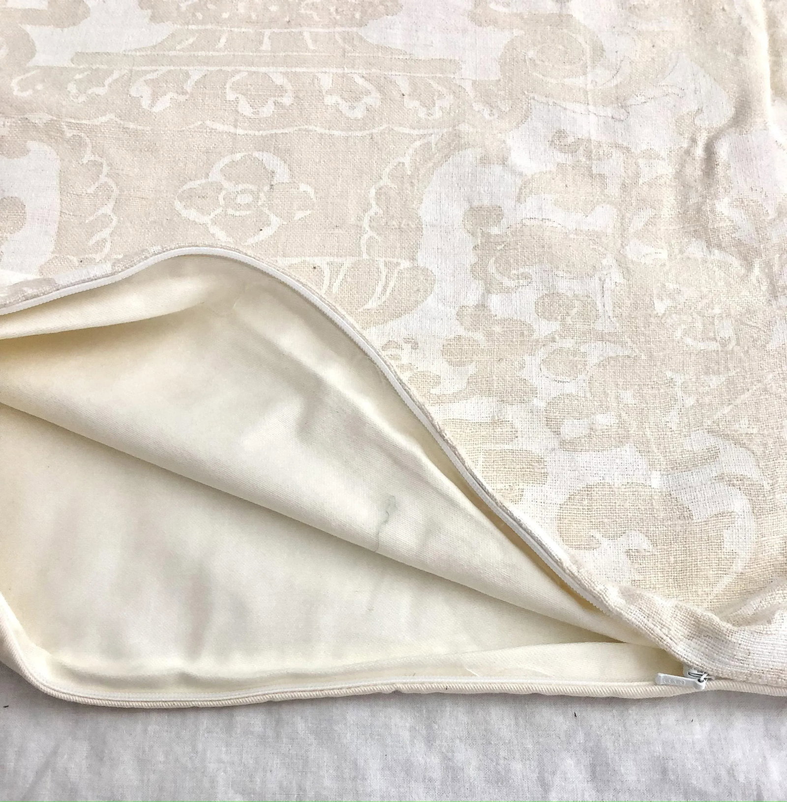 Fortuny White Eggshell Printed on Ivory Silk Texture Ground Campanille - Set of 3 Pillows - 10